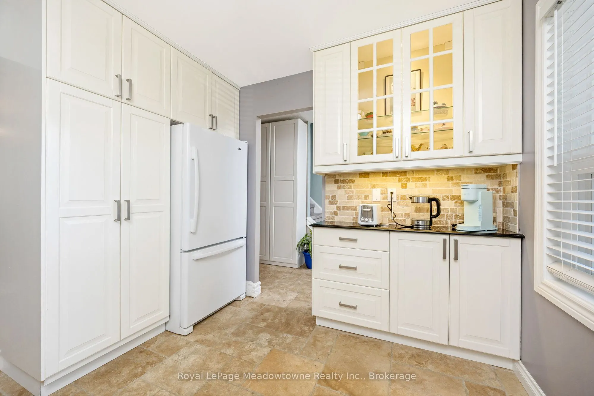 633 Woodward Avenue, #65