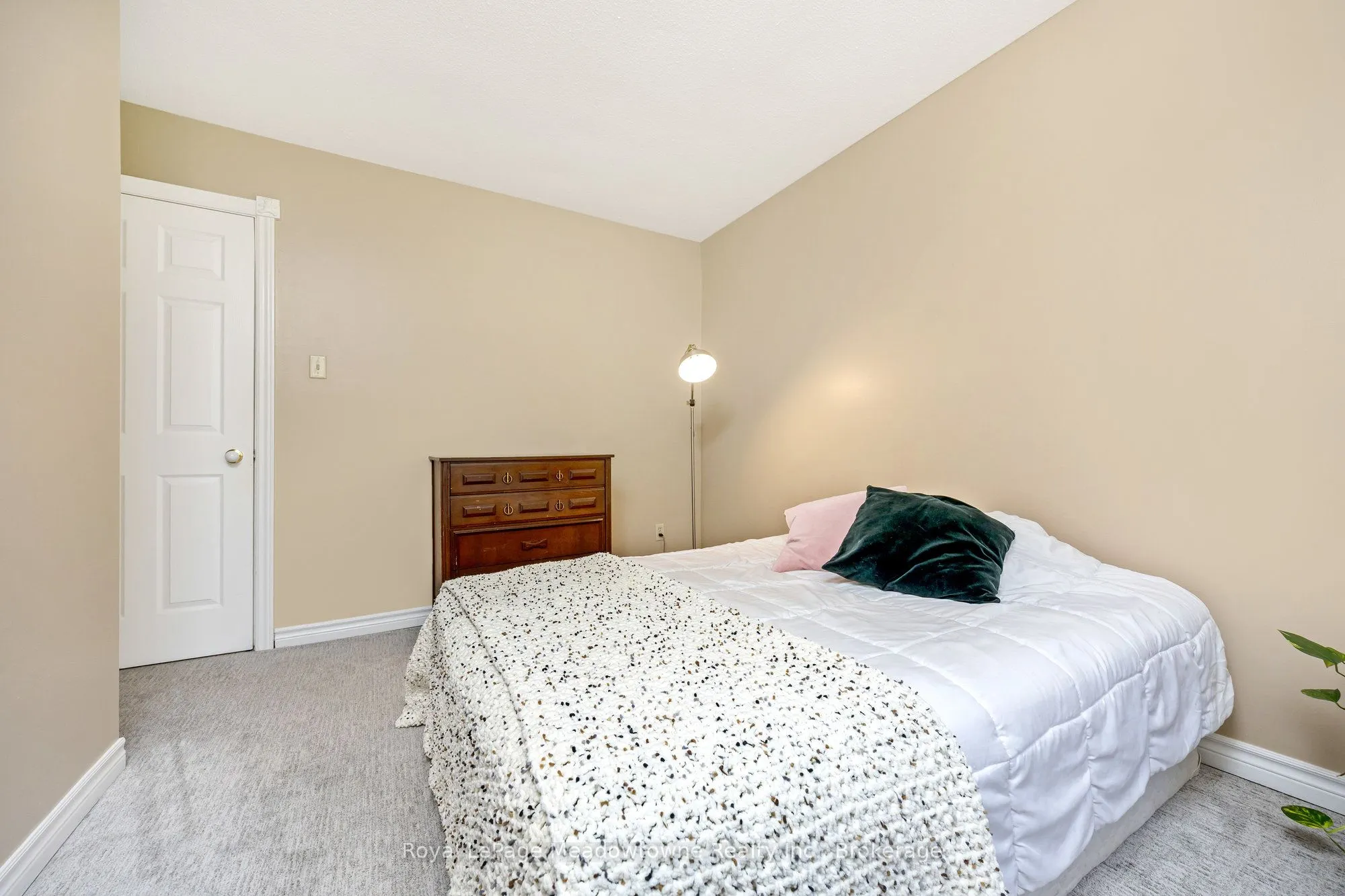 633 Woodward Avenue, #65