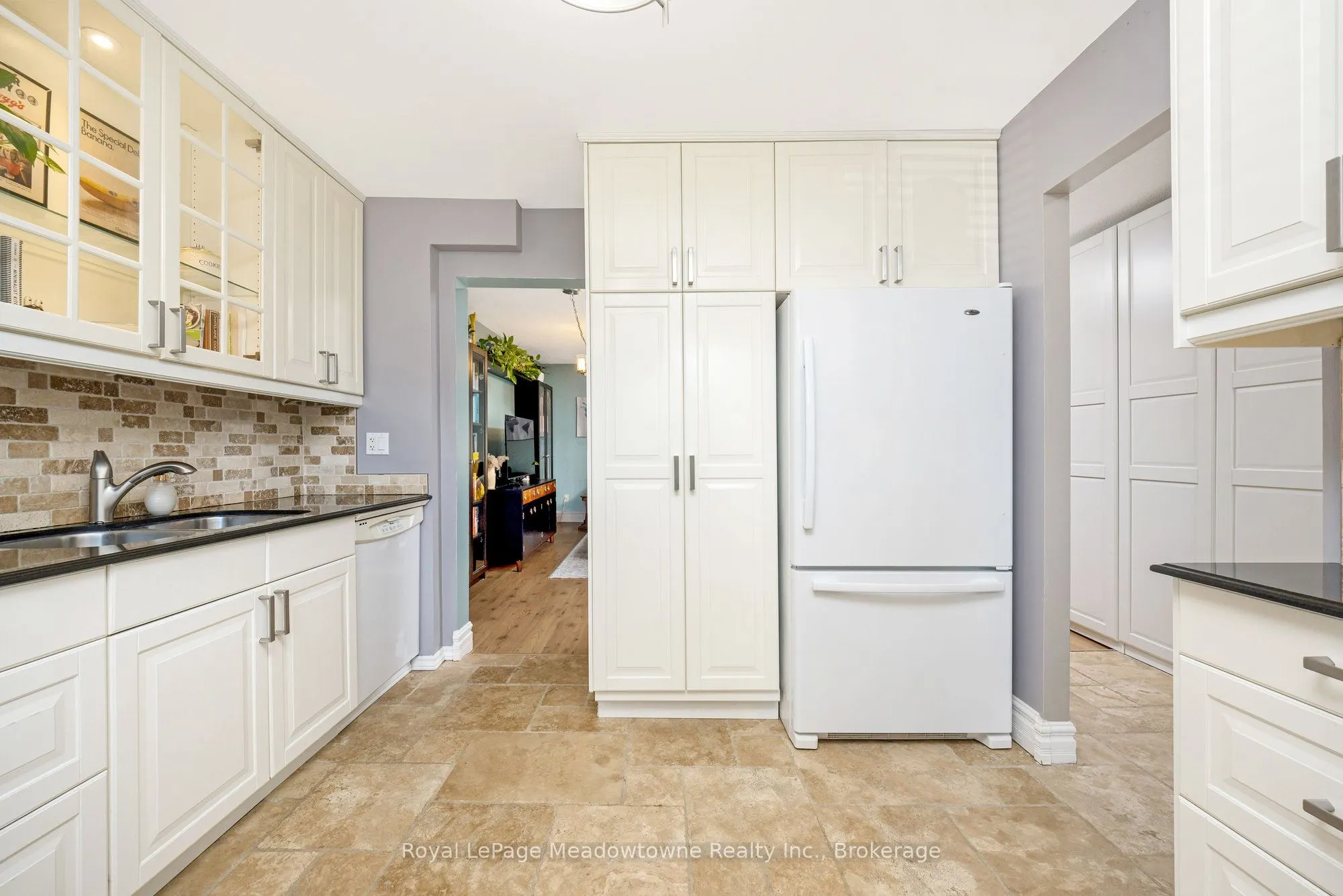 633 Woodward Avenue, #65
