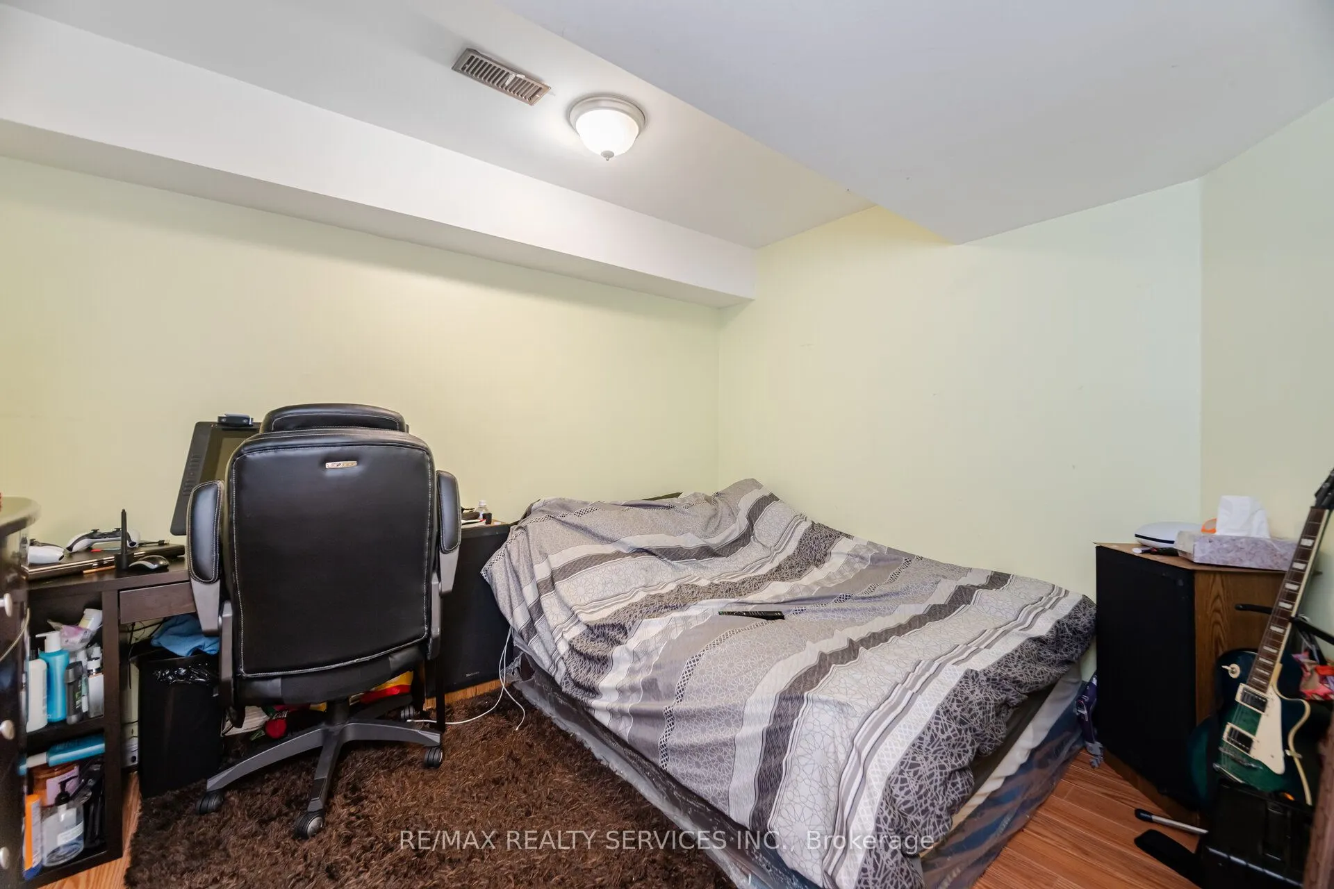 77 Milkweed Crescent