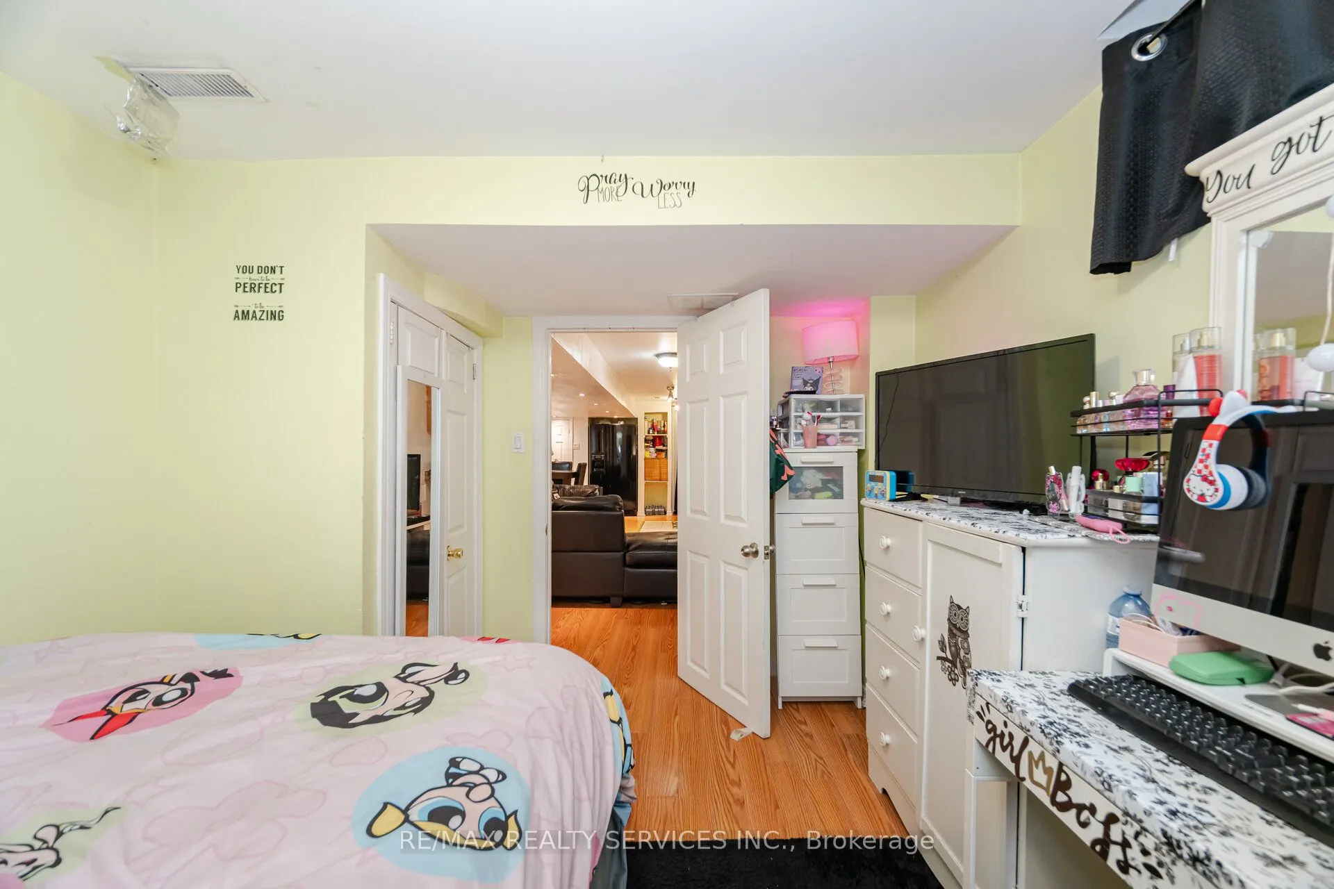 77 Milkweed Crescent