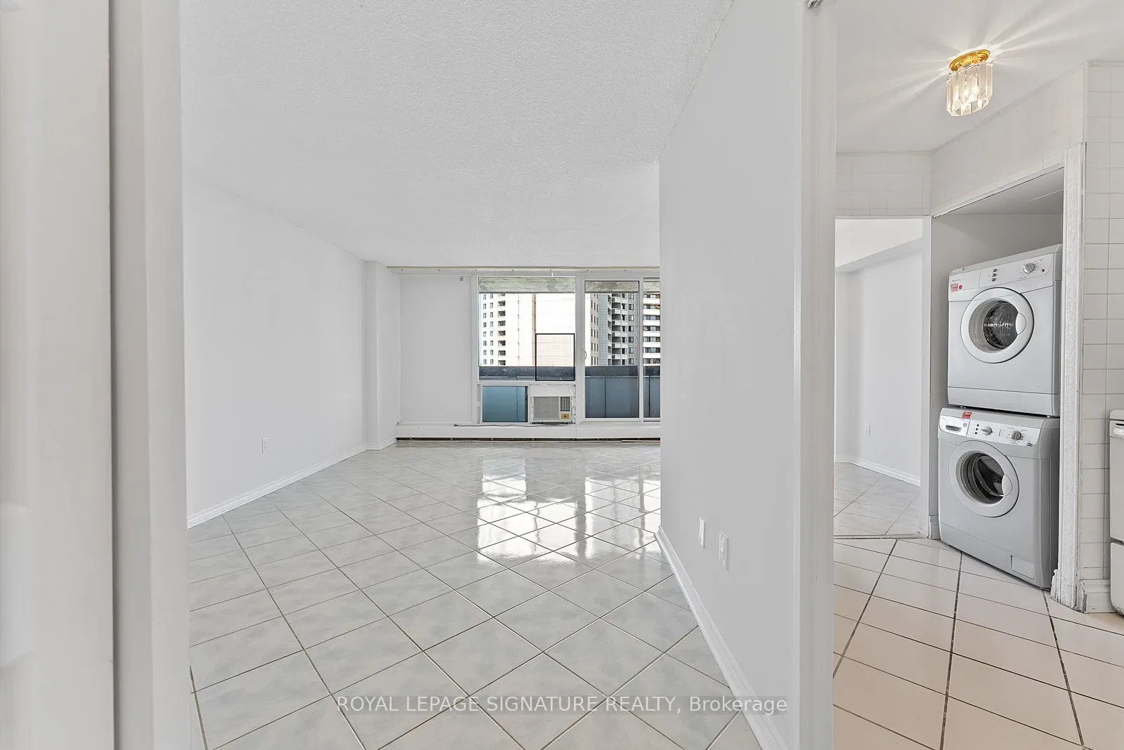 5 San Romanoway, ##906
