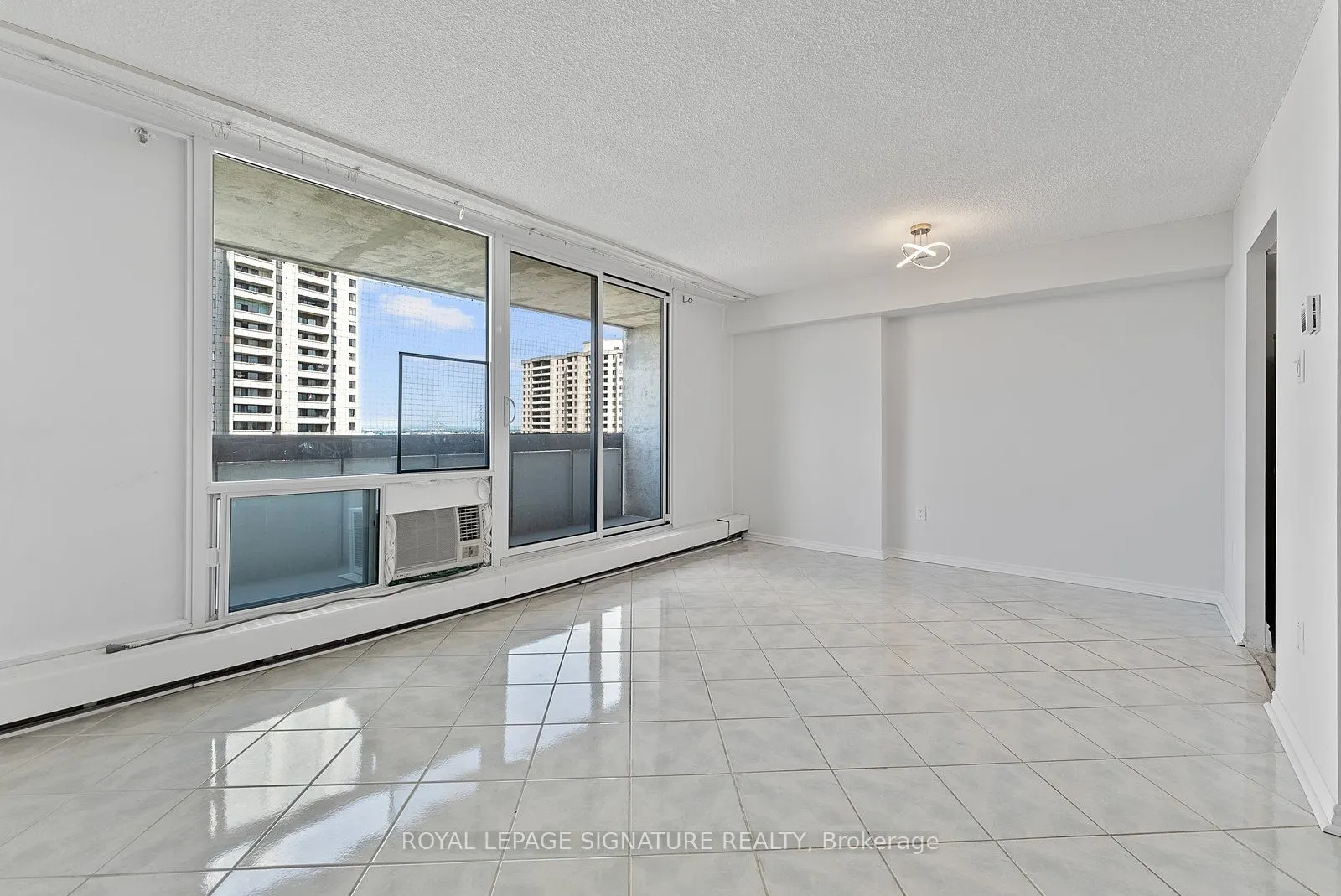 5 San Romanoway, ##906