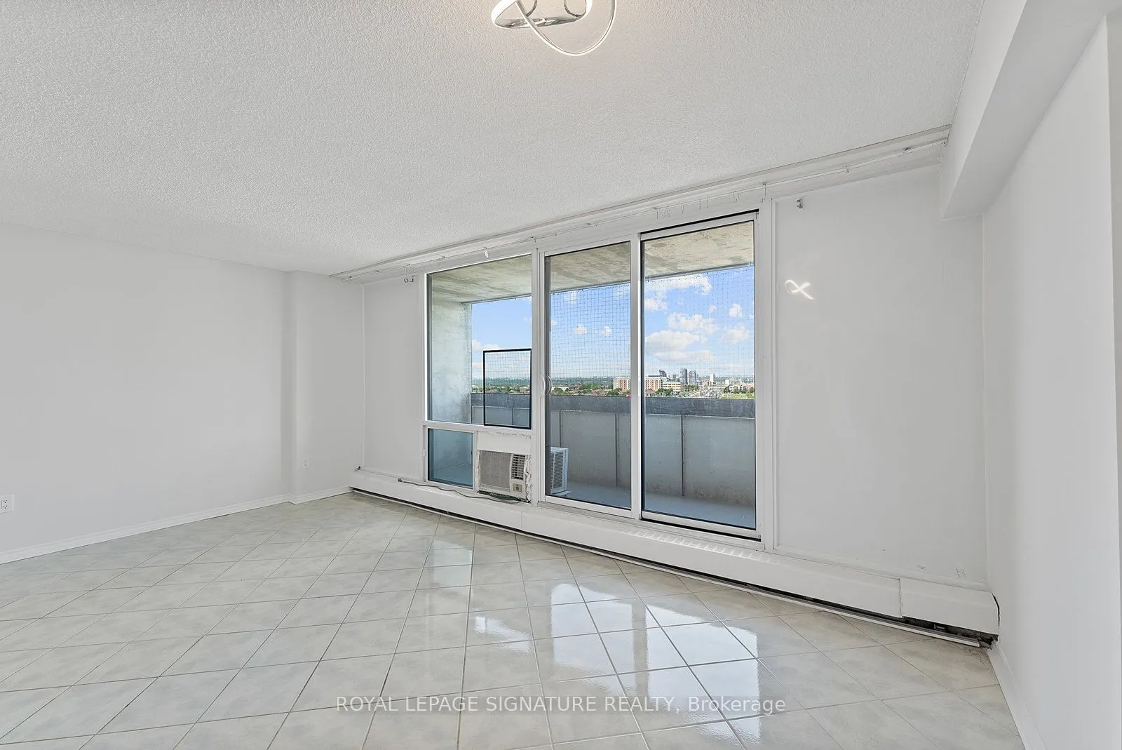 5 San Romanoway, ##906