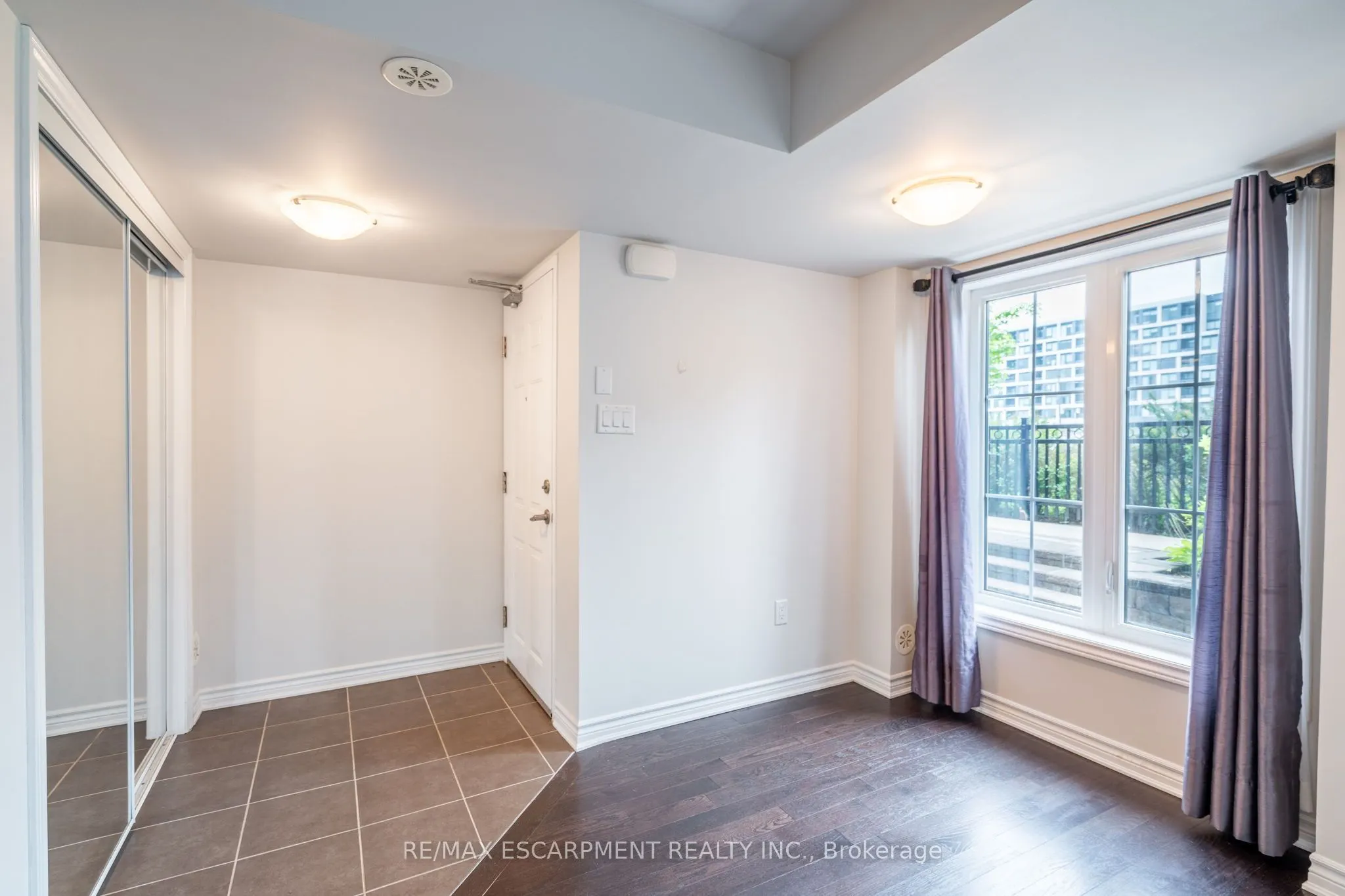 2441 Greenwich Drive, #59