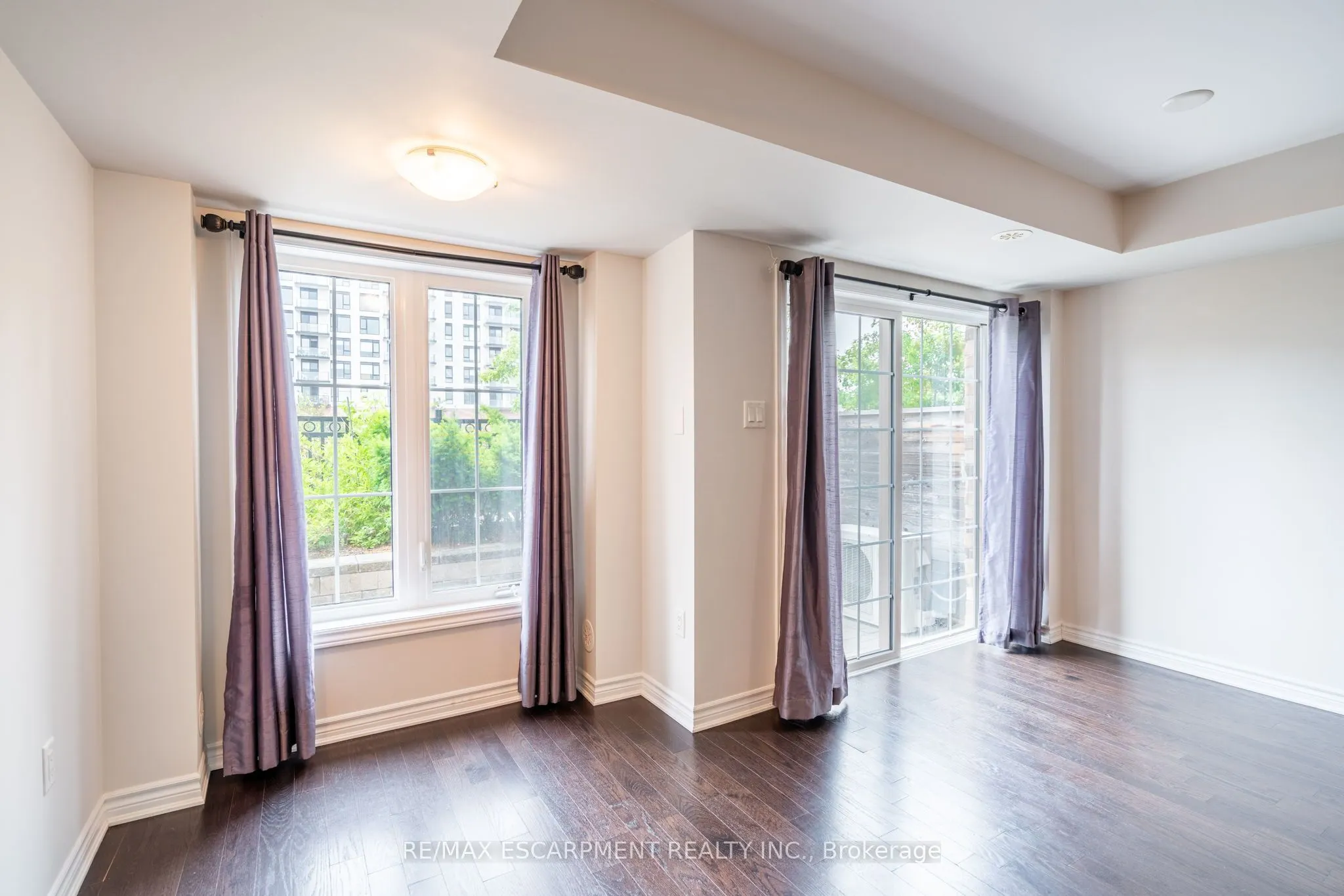 2441 Greenwich Drive, #59