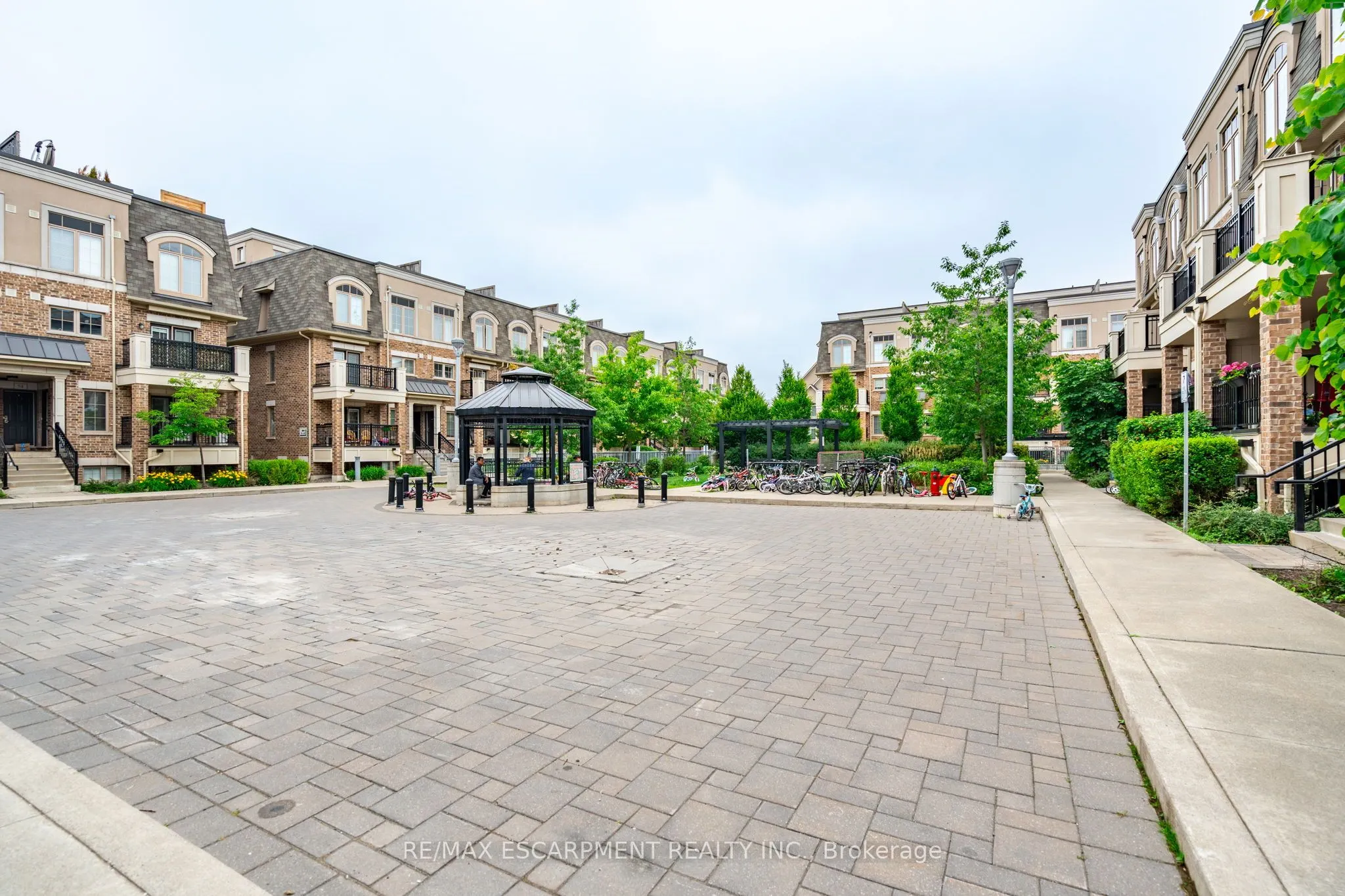 2441 Greenwich Drive, #59