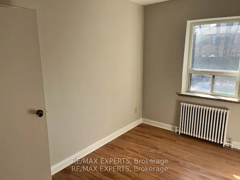 3261A Lake Shore Boulevard W, #102