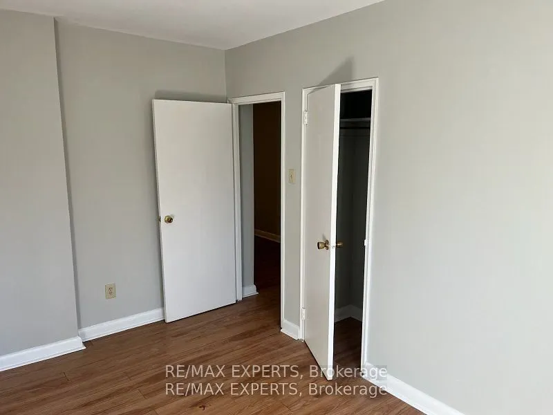 3261A Lake Shore Boulevard W, #102