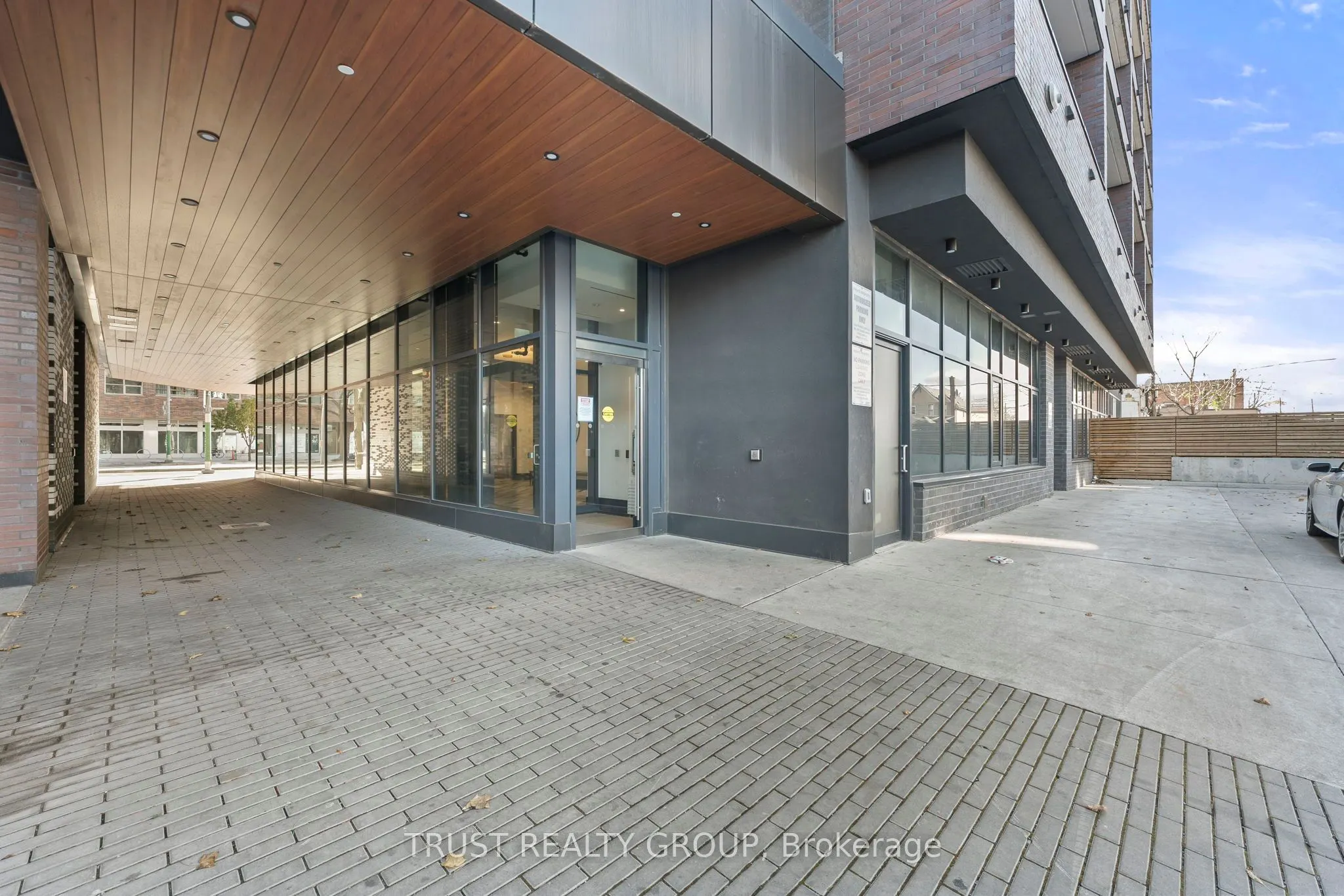 1808 St. Clair Avenue W, #1102