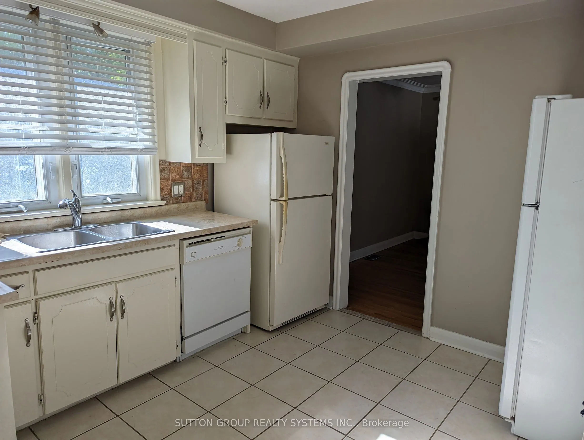 1292 Twin Oaks Dell