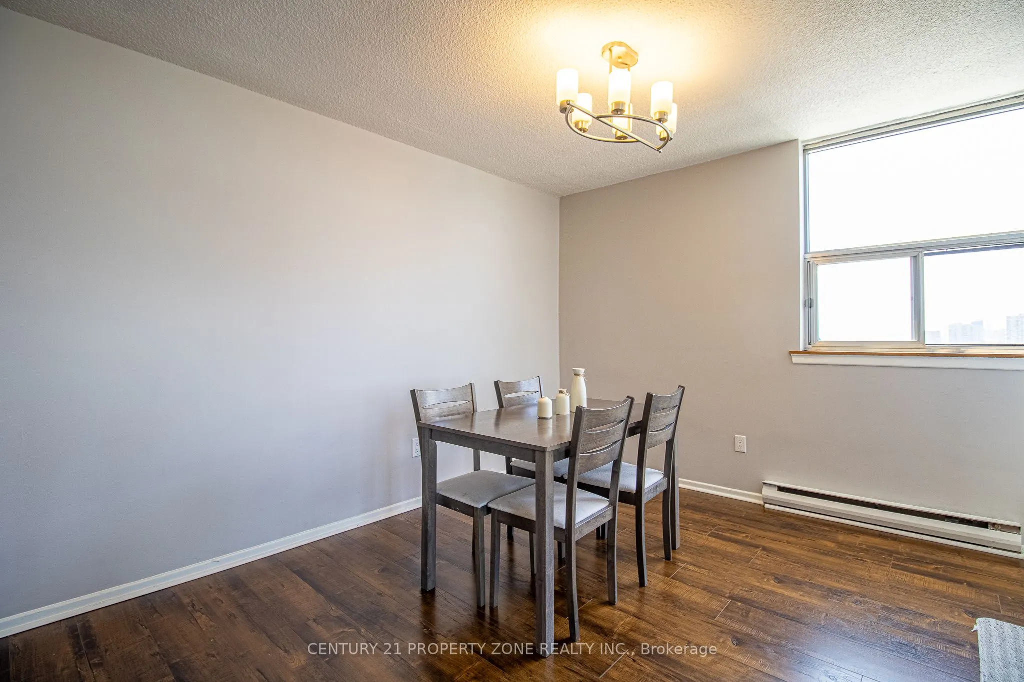 25 Kensington Road, #1612