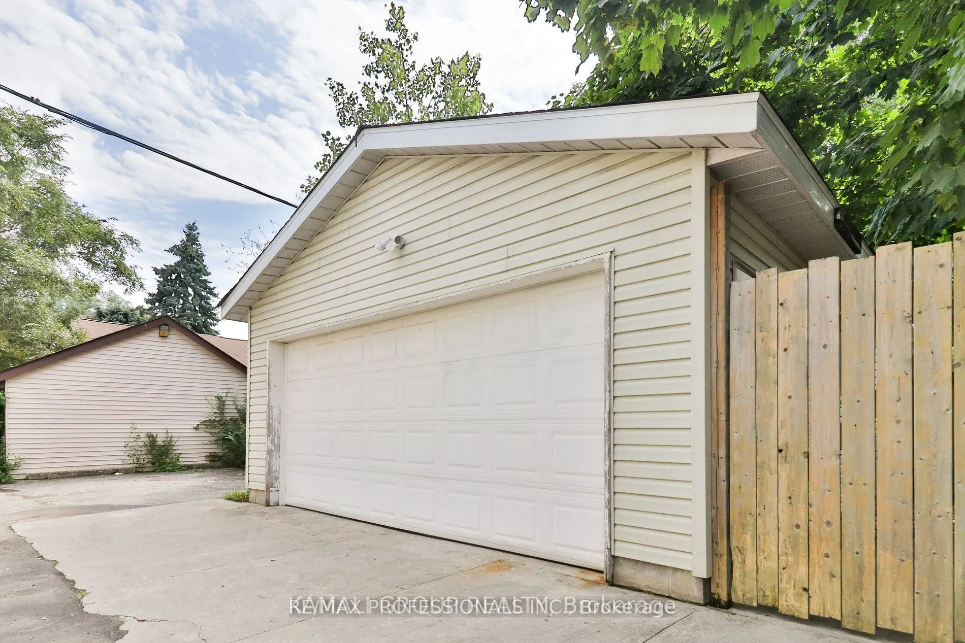 7 Elsfield Road