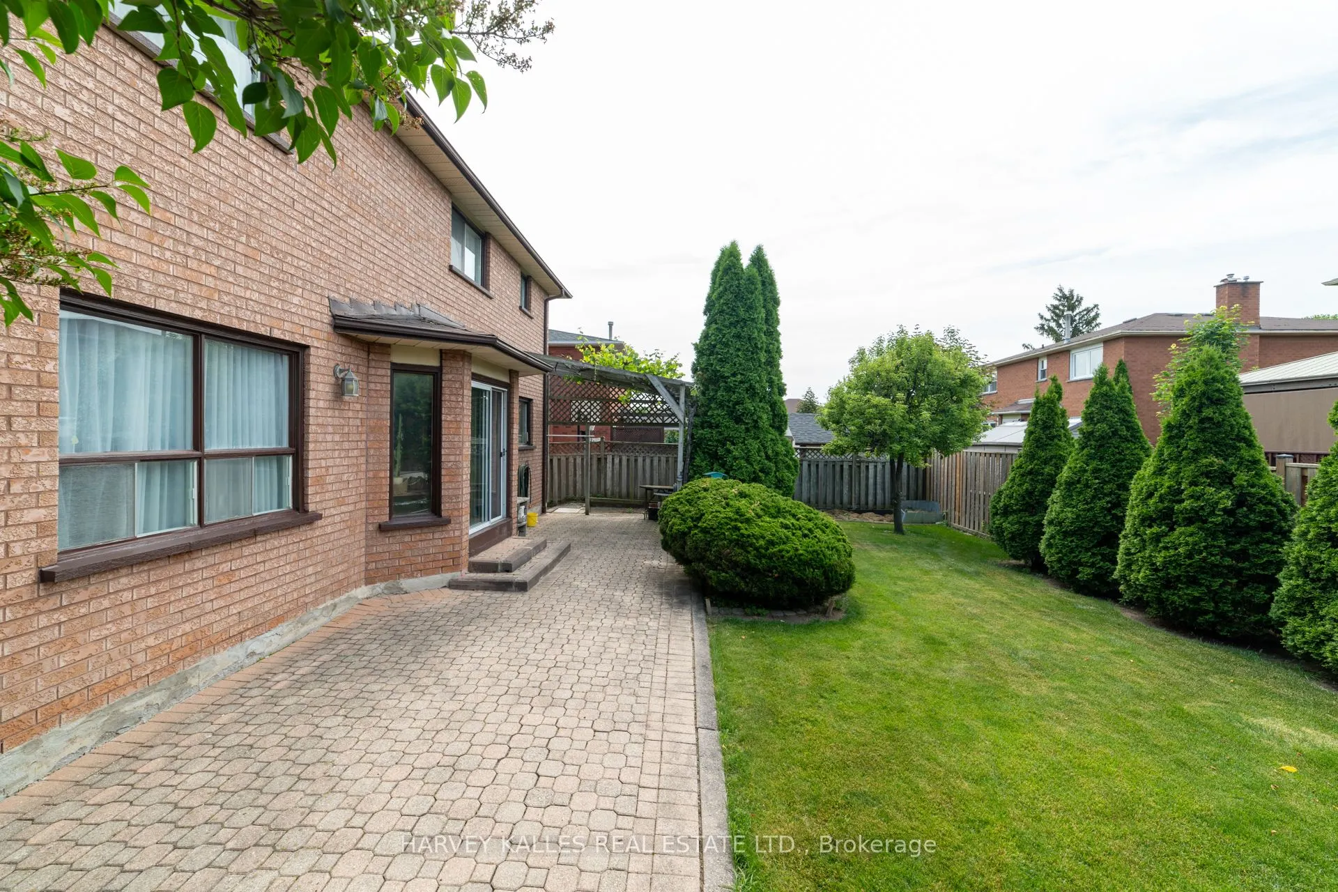 4257 Starlight Crescent