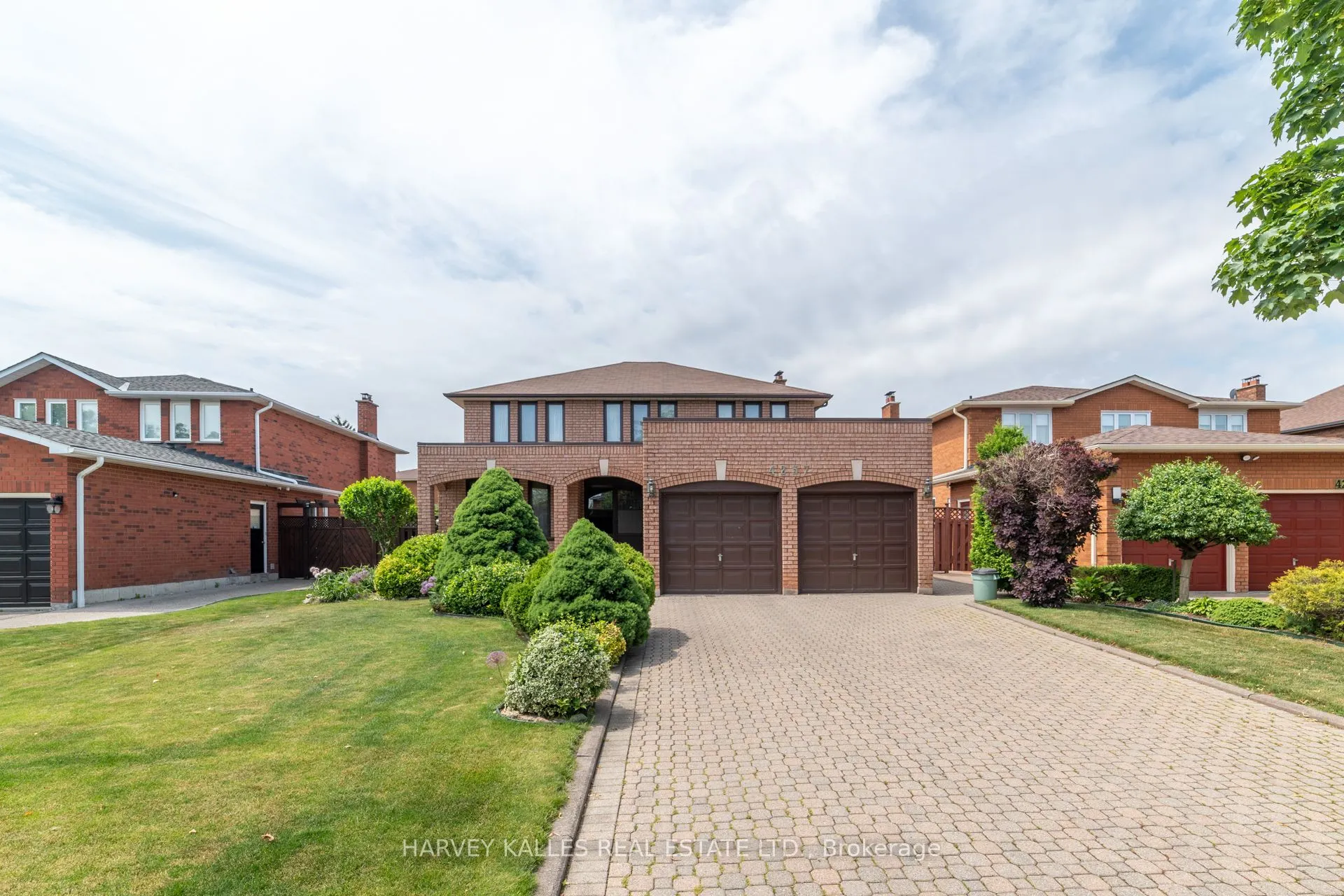 4257 Starlight Crescent
