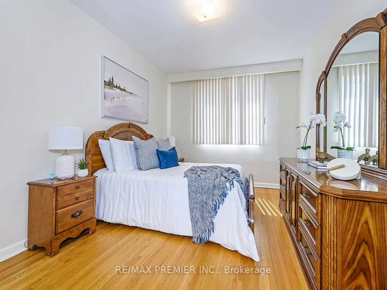 7 Lantos Court