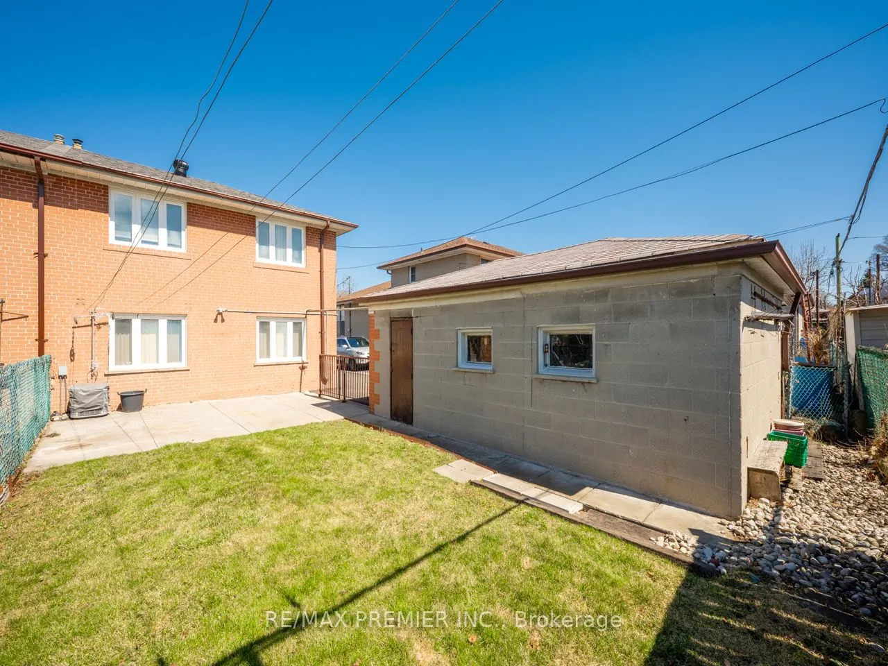 7 Lantos Court