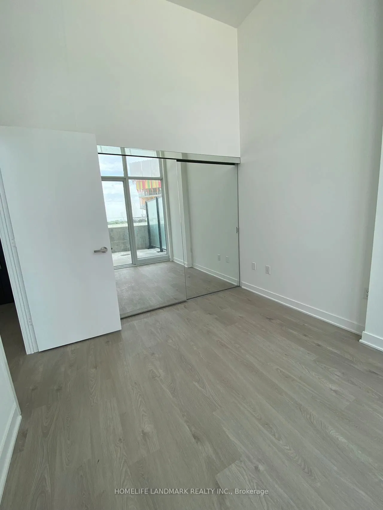 3900 Confederation Parkway, #403