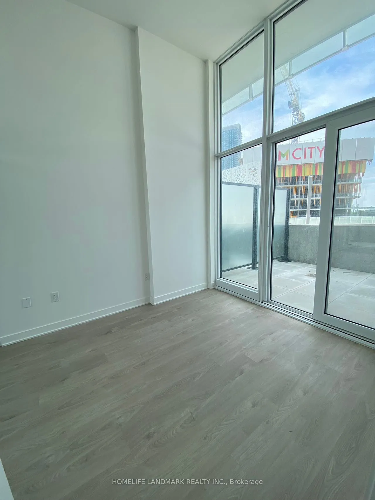 3900 Confederation Parkway, #403