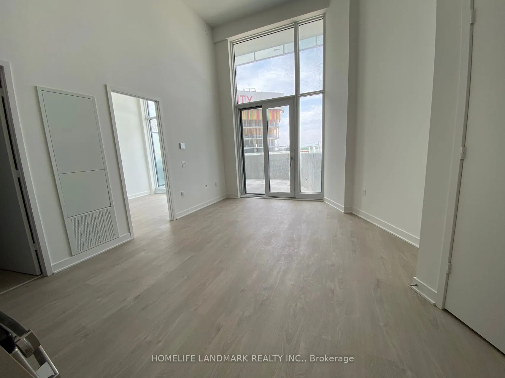 3900 Confederation Parkway, #403