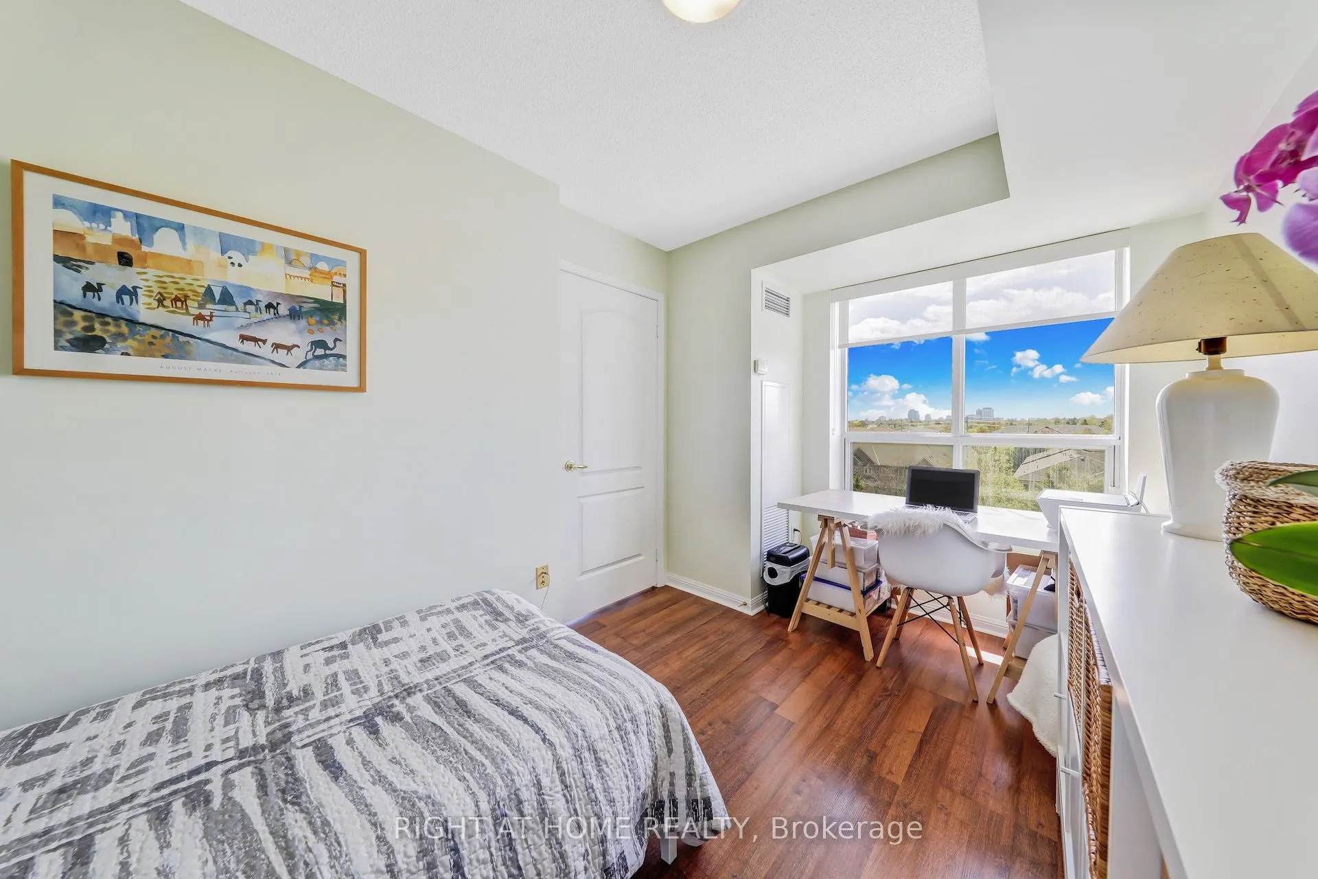1140 Parkwest Place, #502