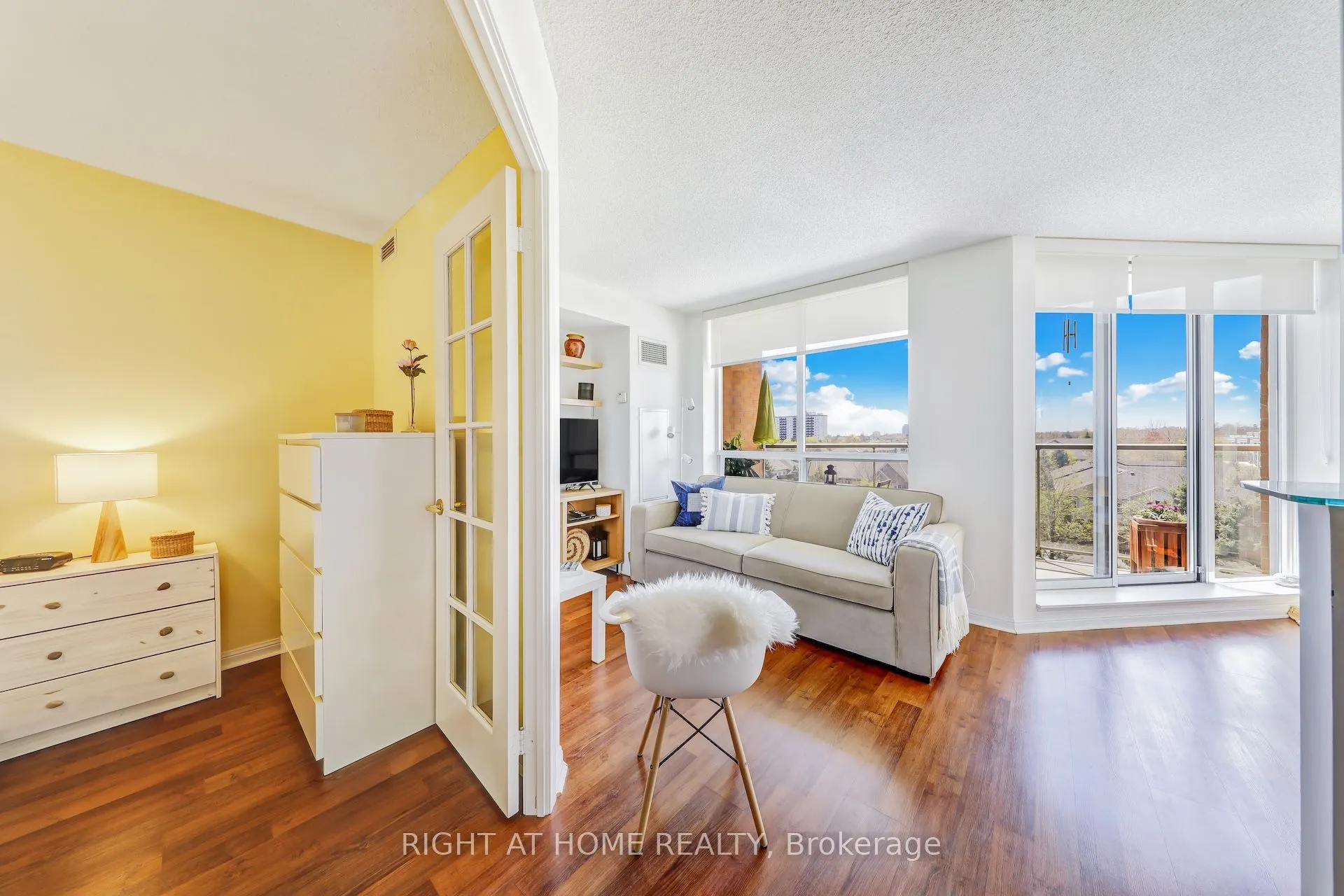 1140 Parkwest Place, #502