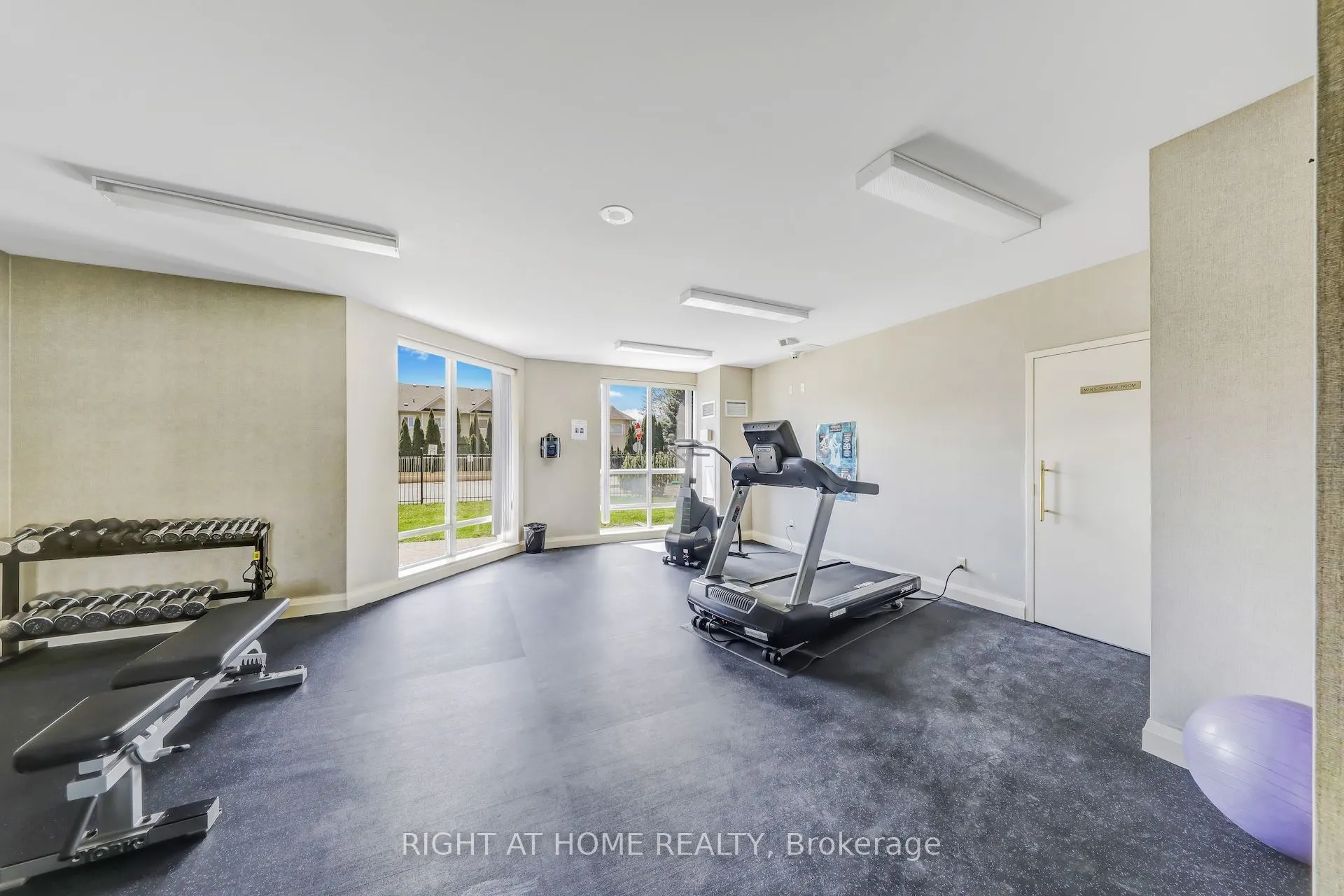 1140 Parkwest Place, #502