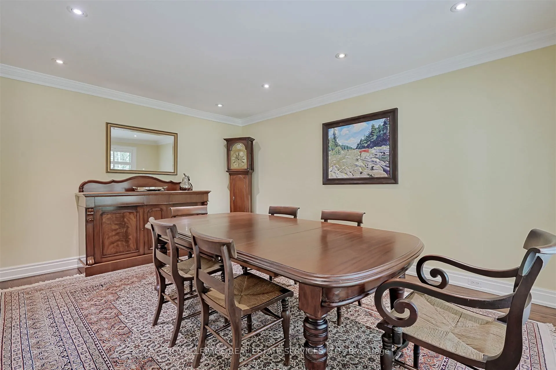 230 The Kingsway
