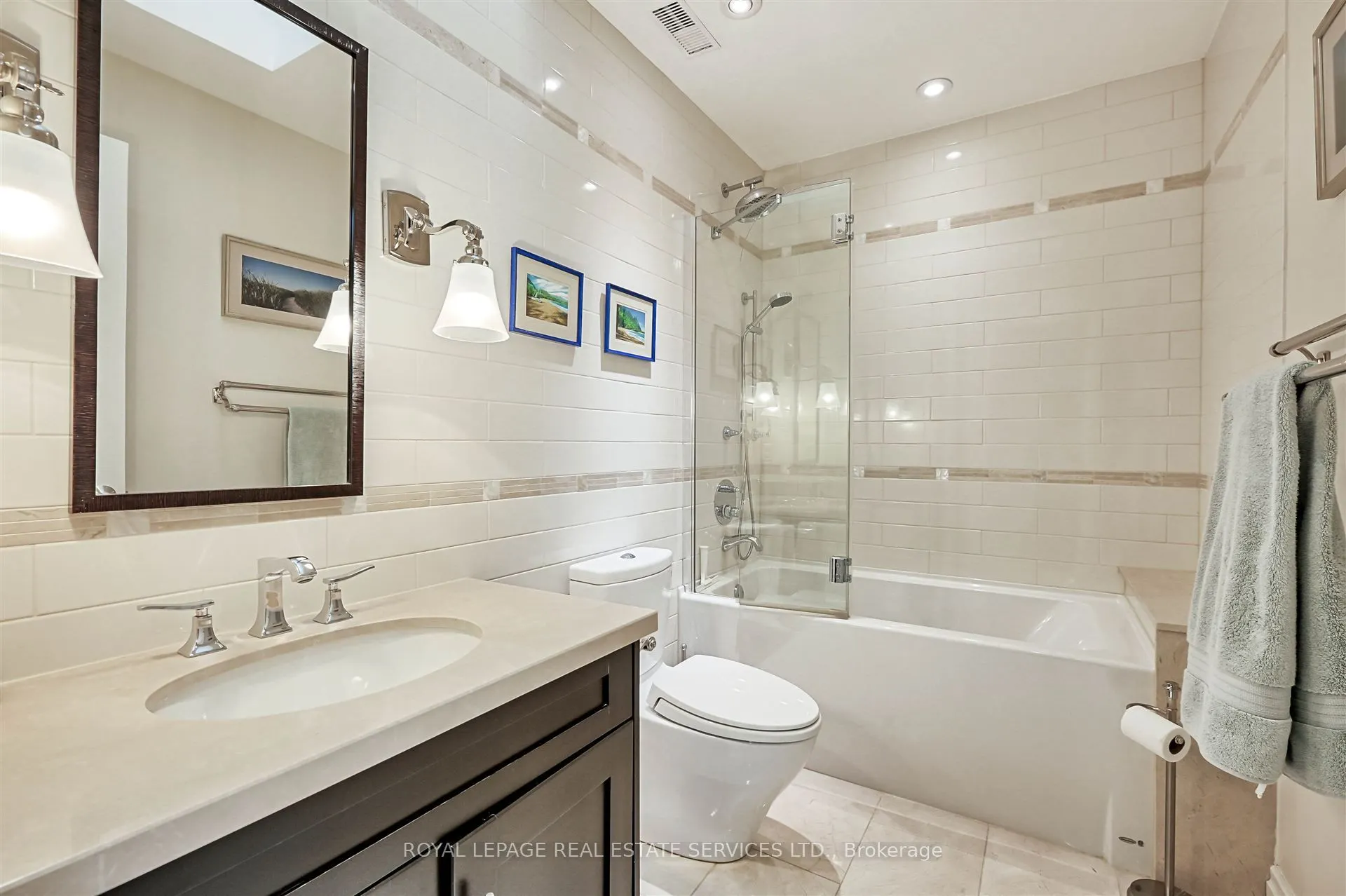 230 The Kingsway