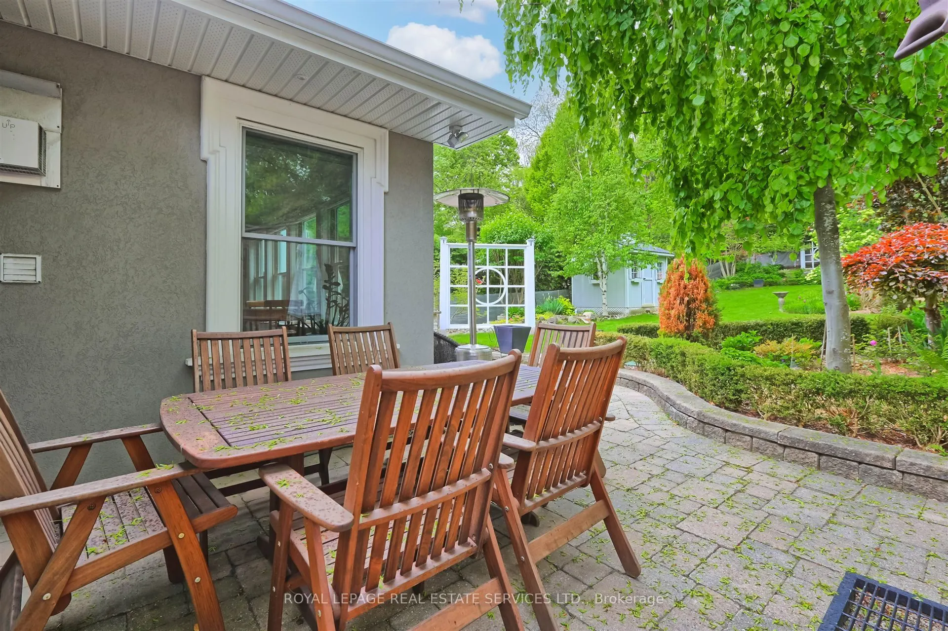 230 The Kingsway