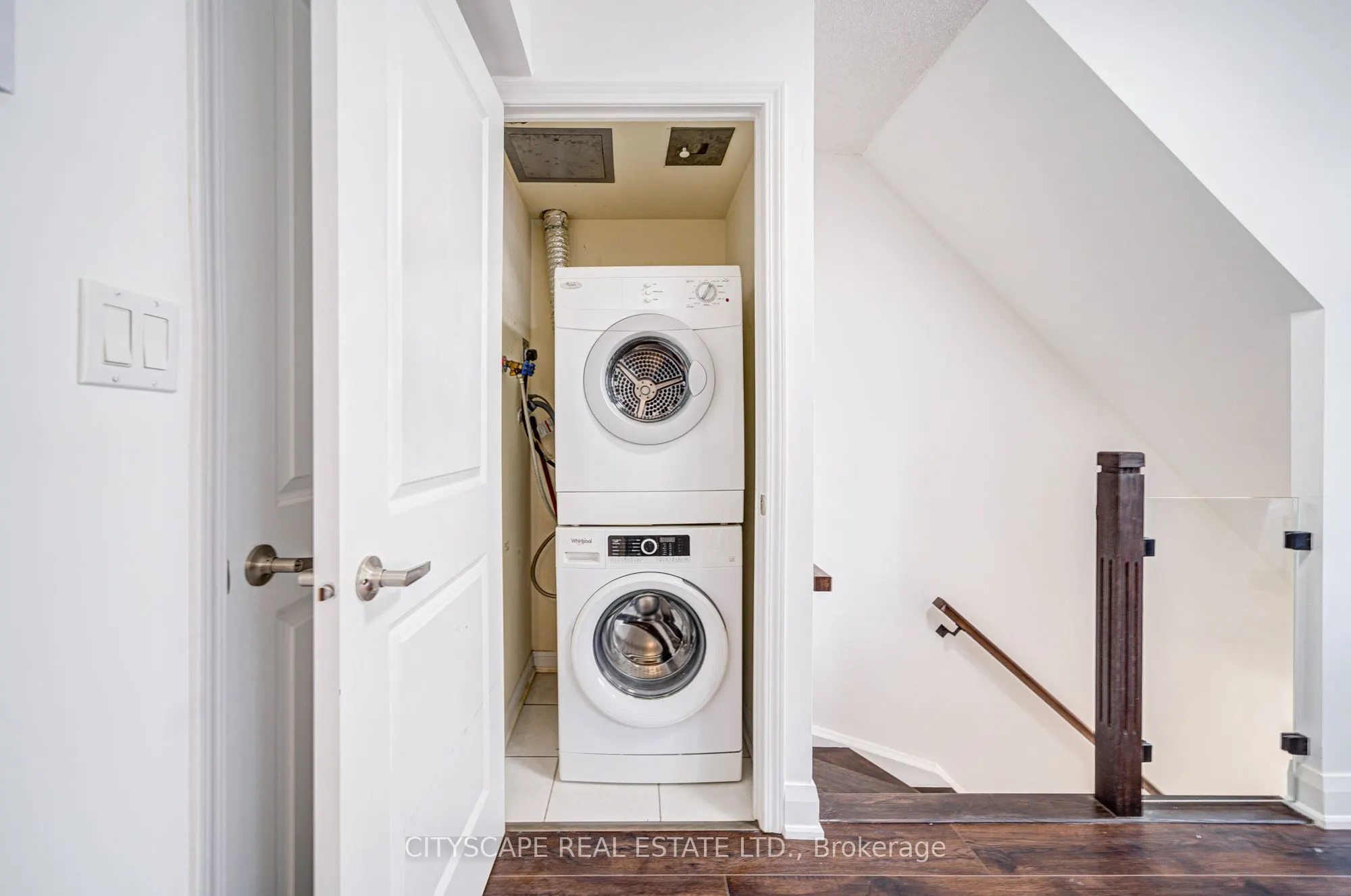 16 Foundry Avenue, #212