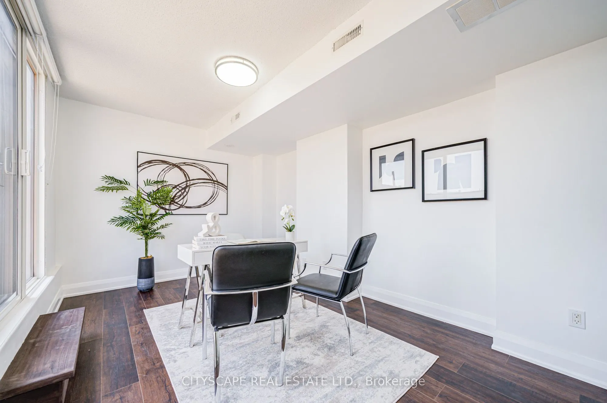 16 Foundry Avenue, #212