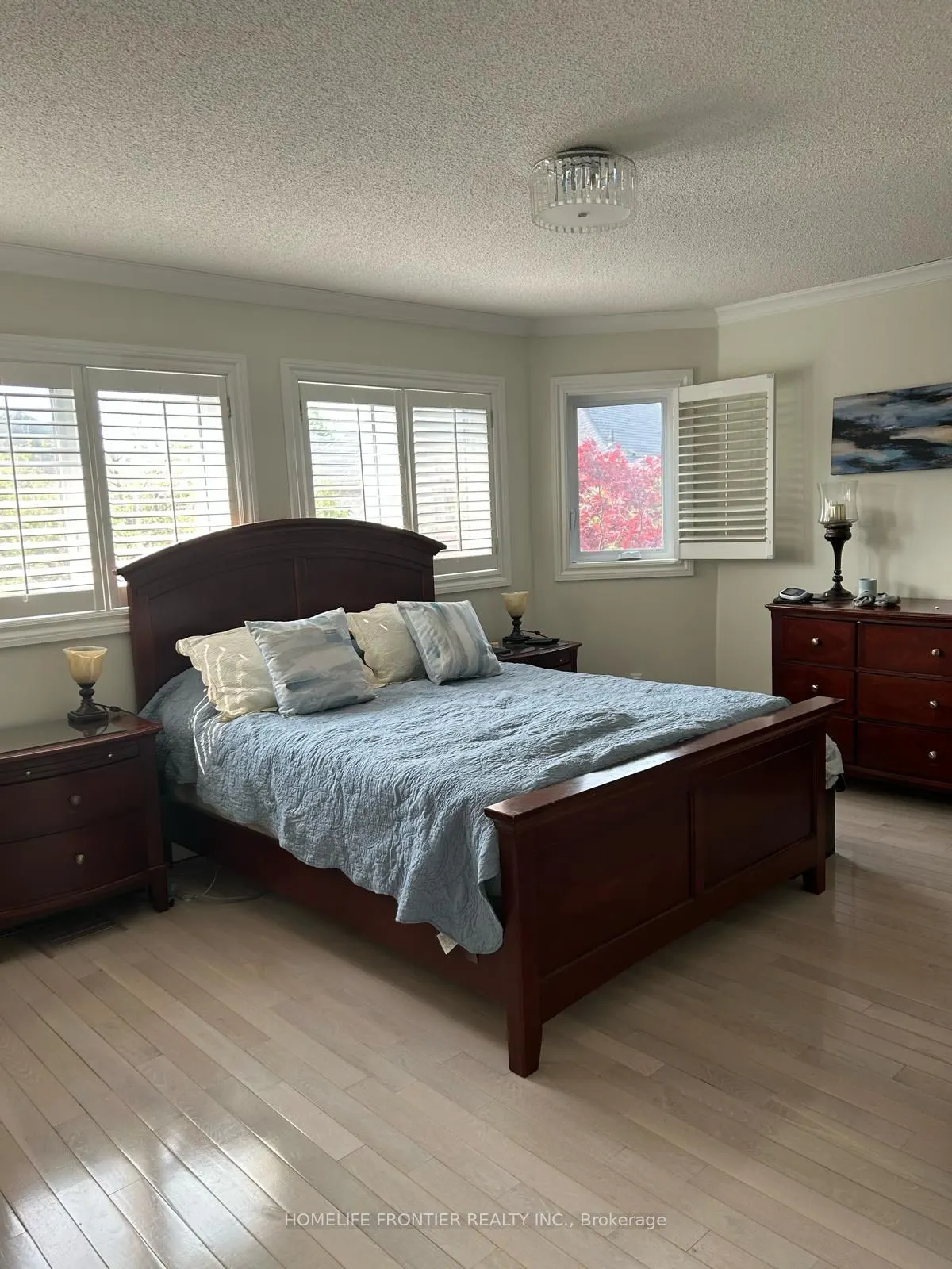 3878 Parkgate Drive