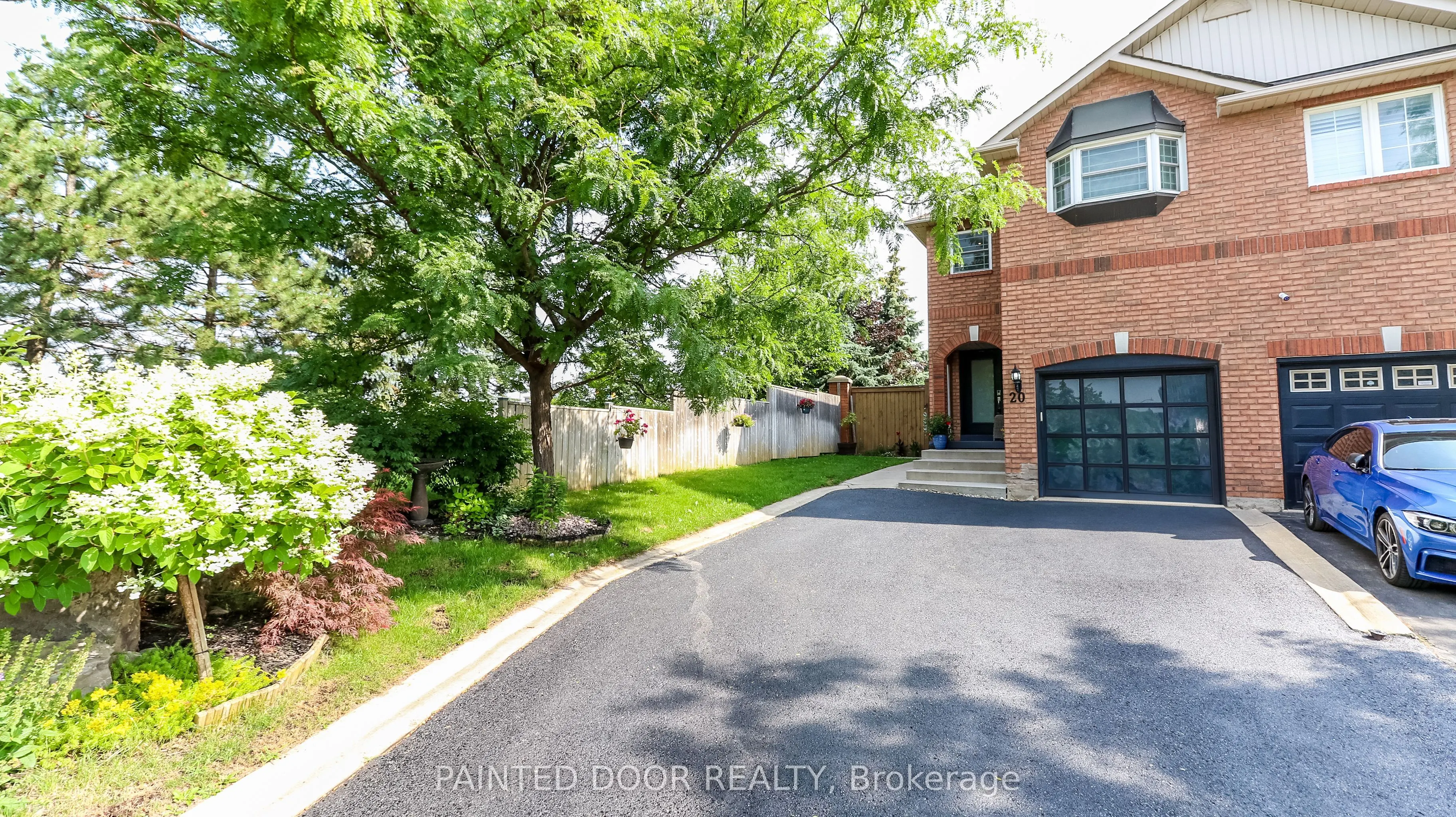 20 Manett Crescent