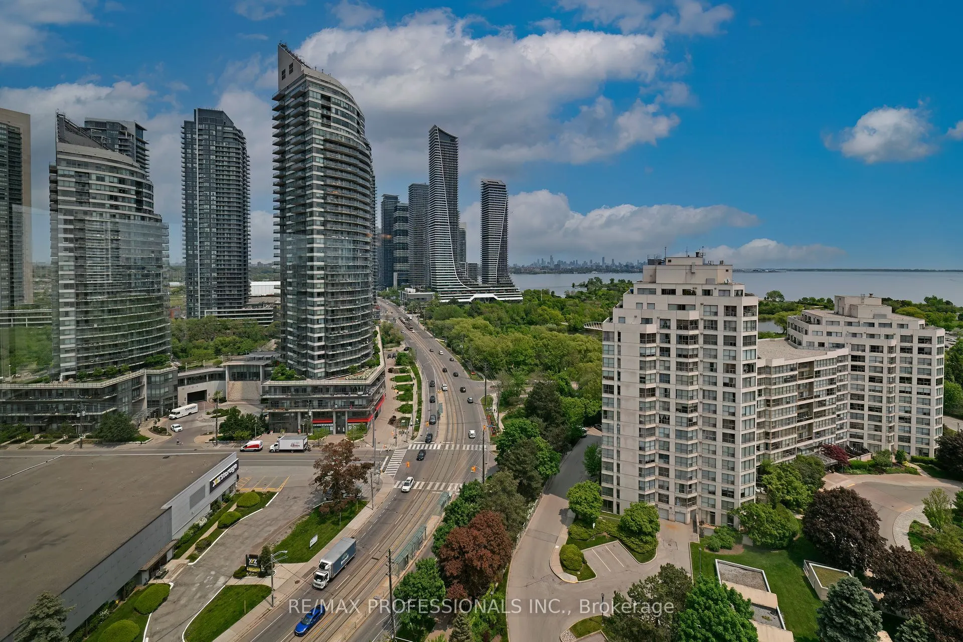 2269 Lakeshore Boulevard W, #2004