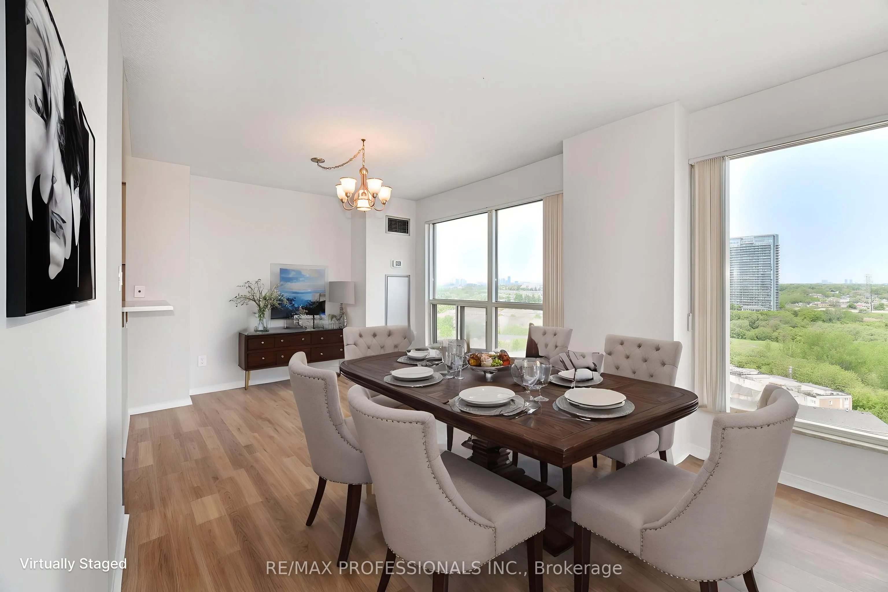 2269 Lakeshore Boulevard W, #2004