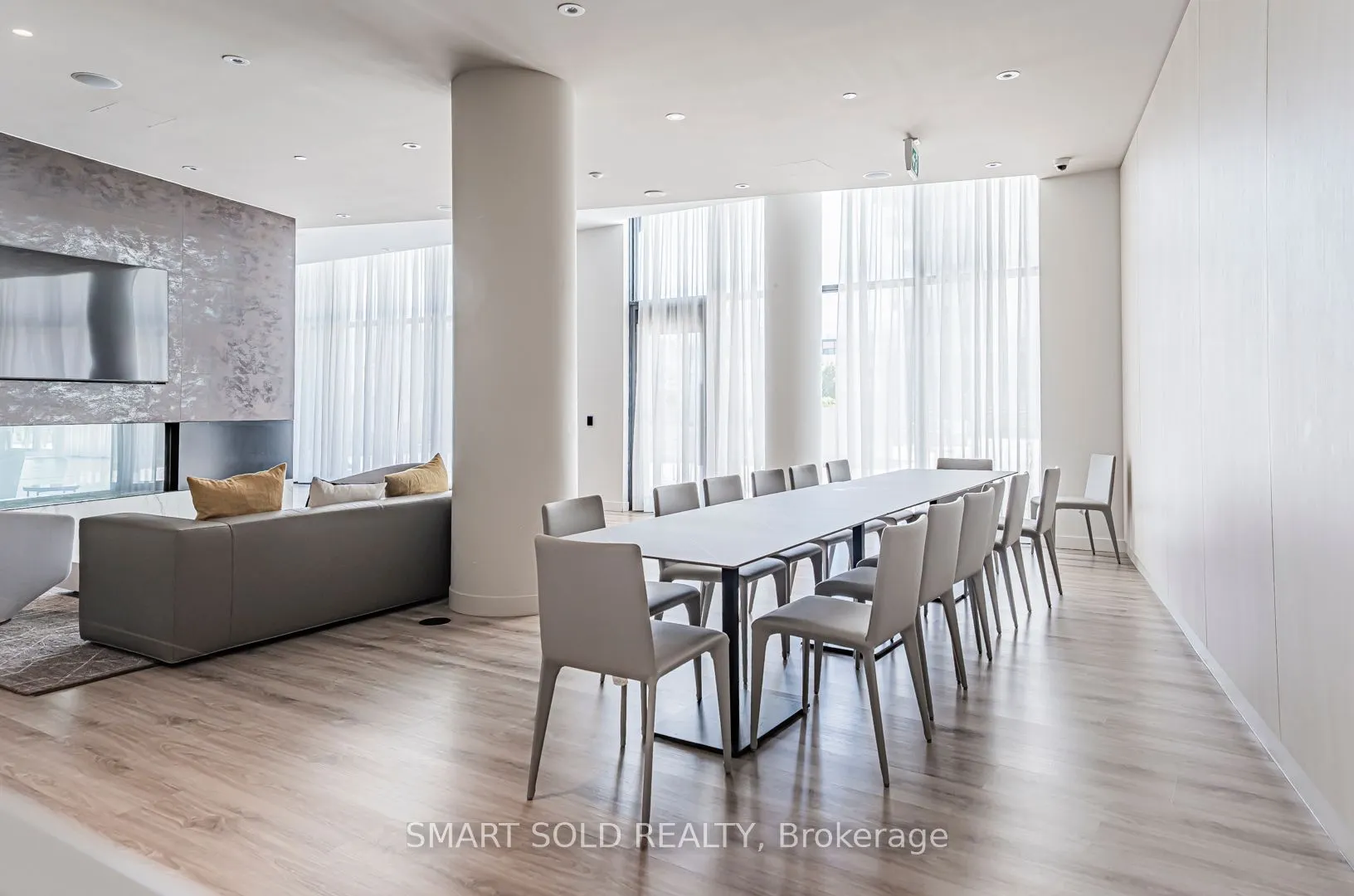3883 Quartz Road, #1101