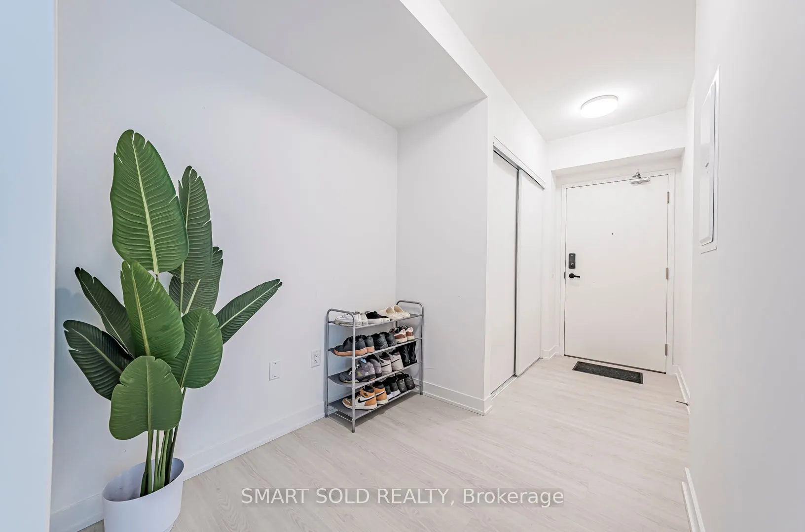 3883 Quartz Road, #1101