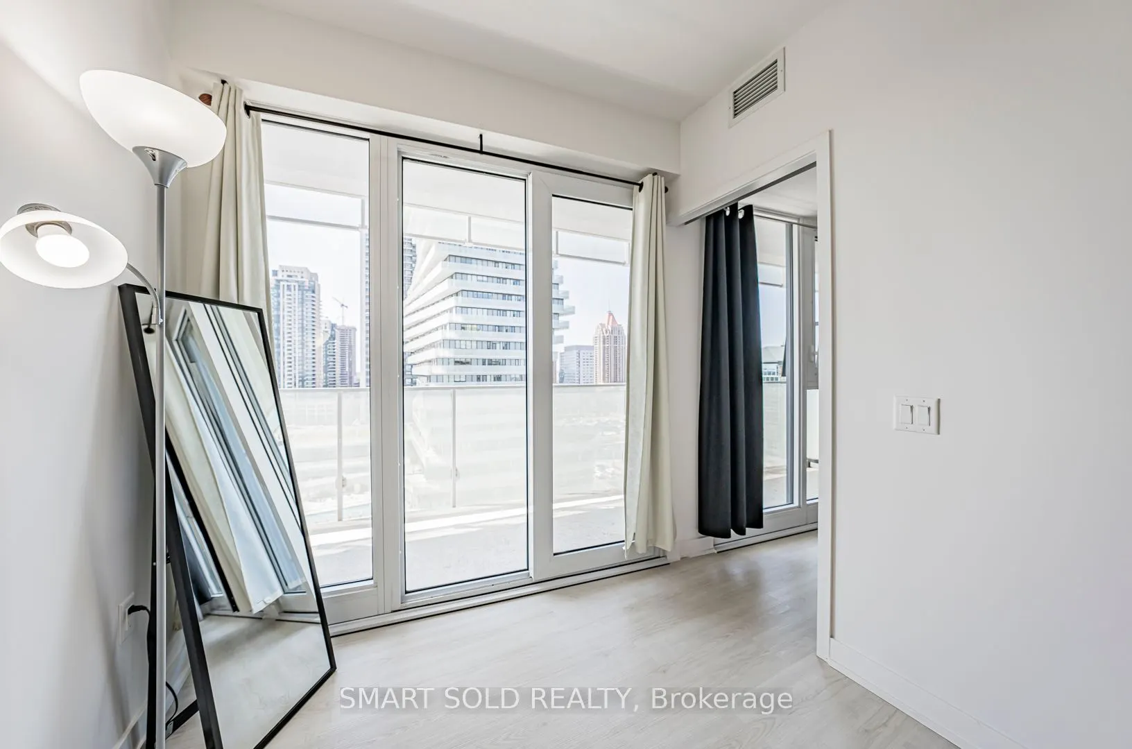 3883 Quartz Road, #1101