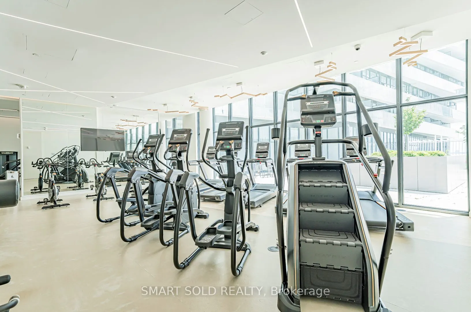 3883 Quartz Road, #1101