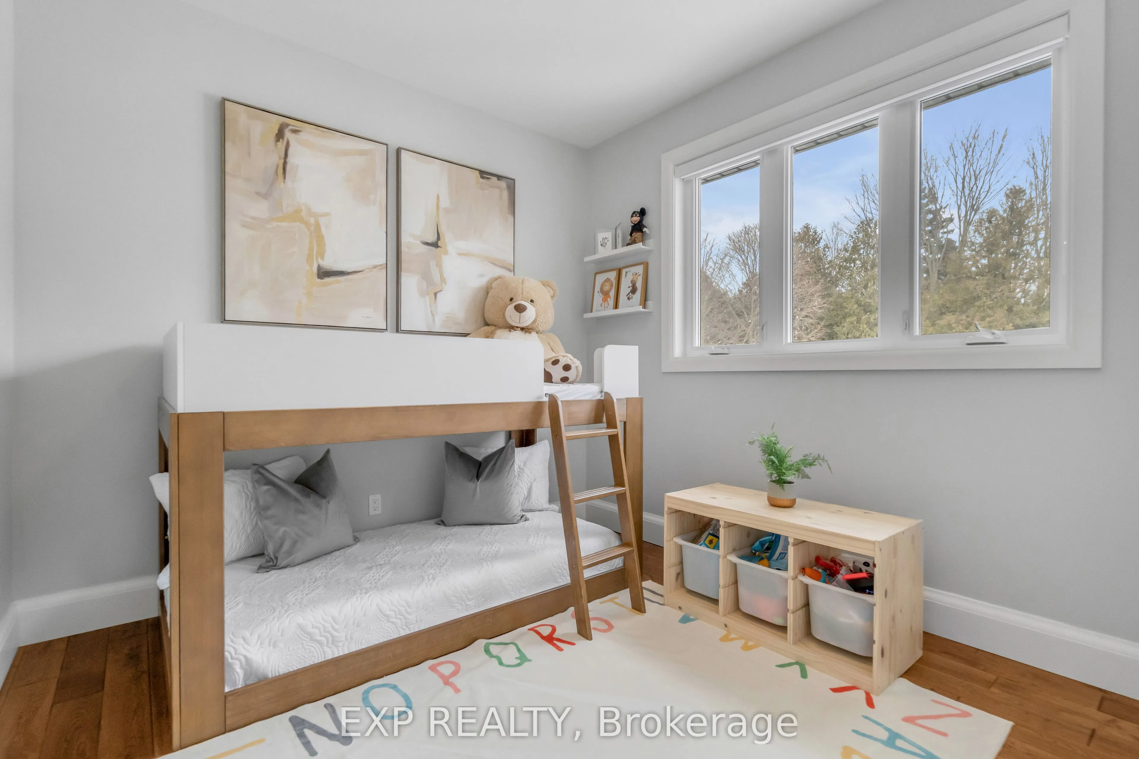 13379 Trafalgar Road