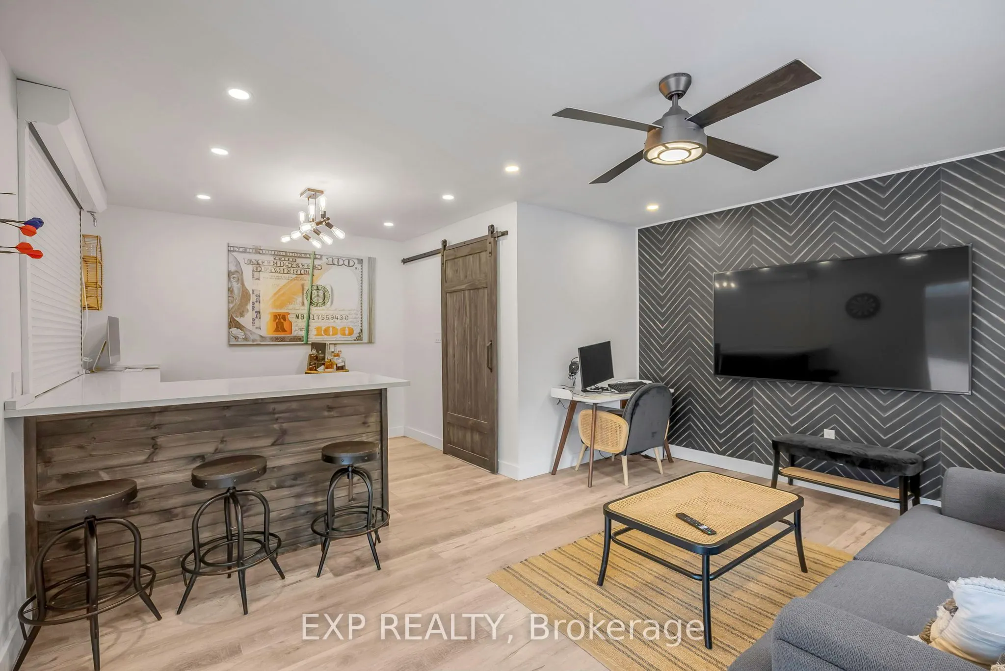 13379 Trafalgar Road