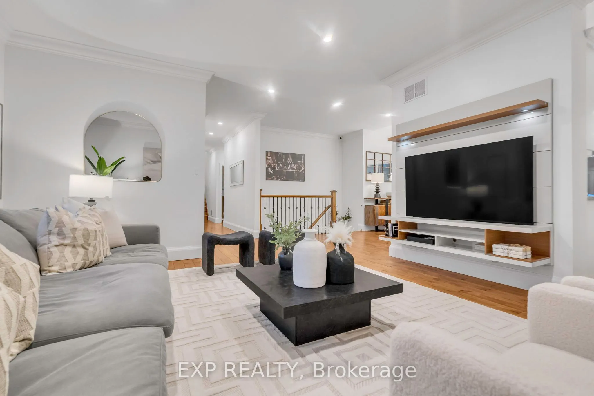 13379 Trafalgar Road