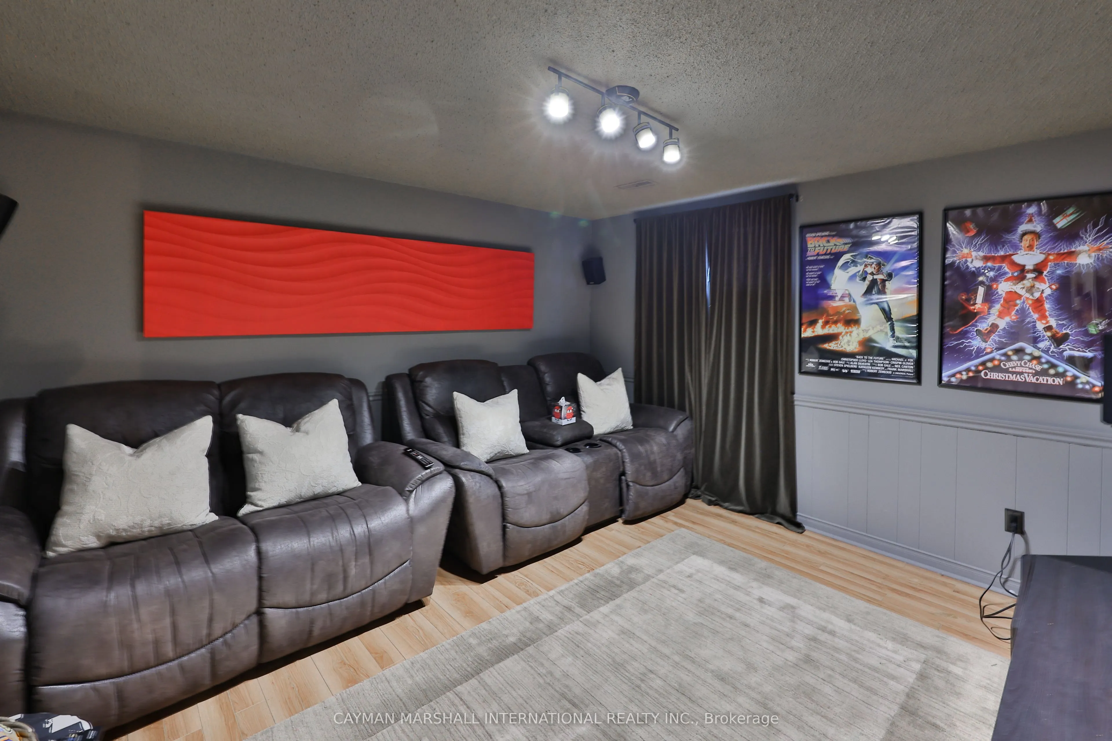 3555 Kingbird Court