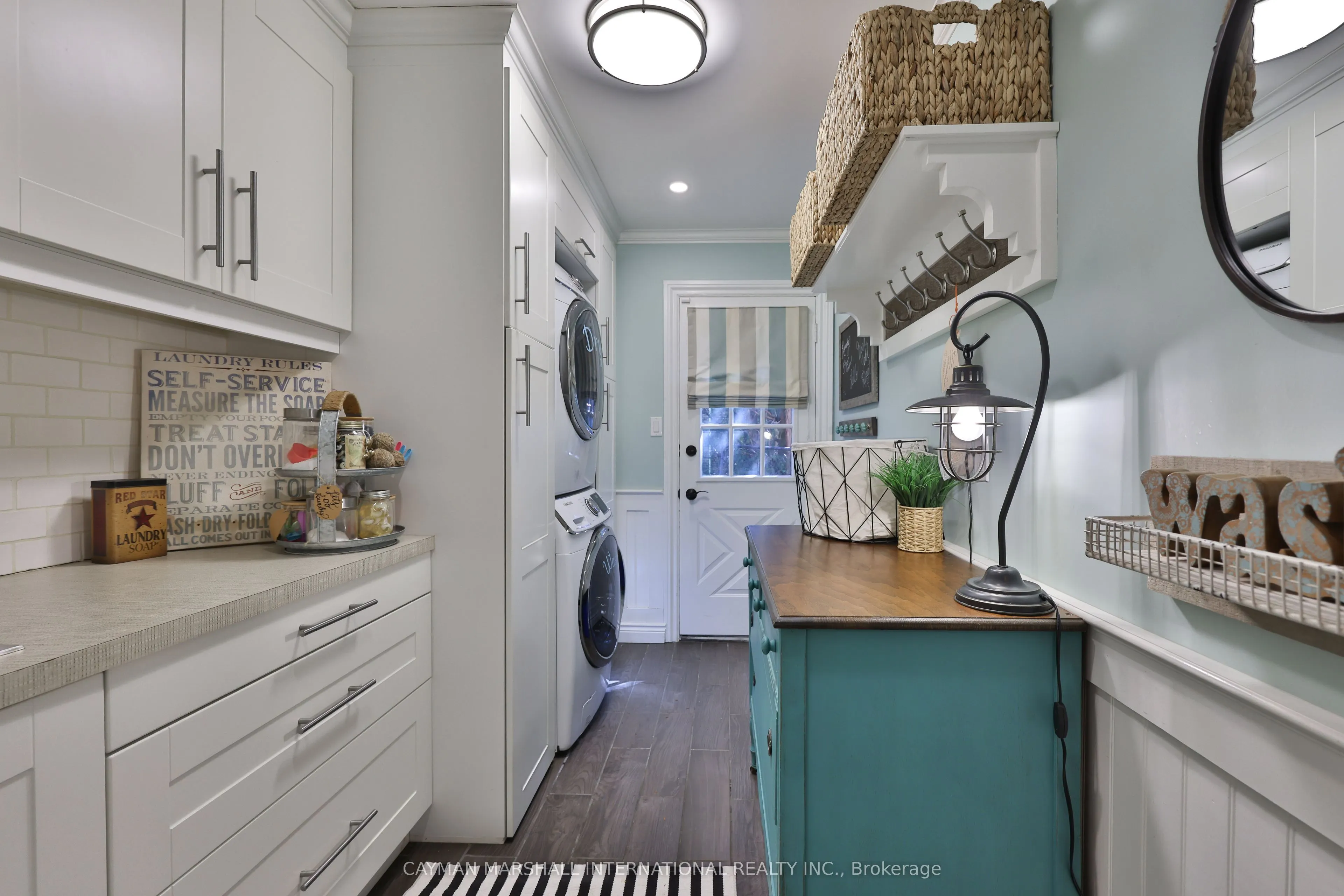 3555 Kingbird Court