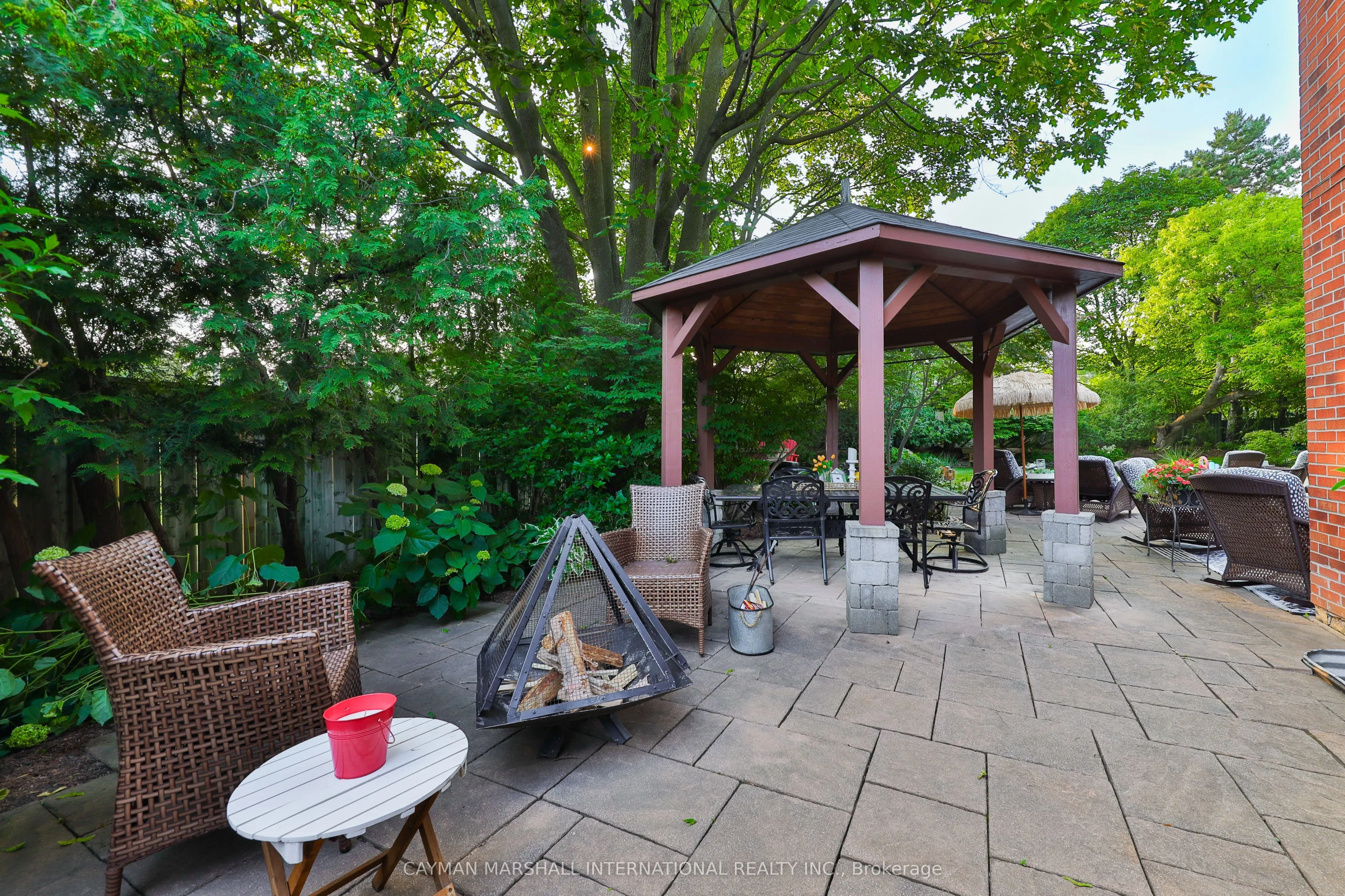 3555 Kingbird Court