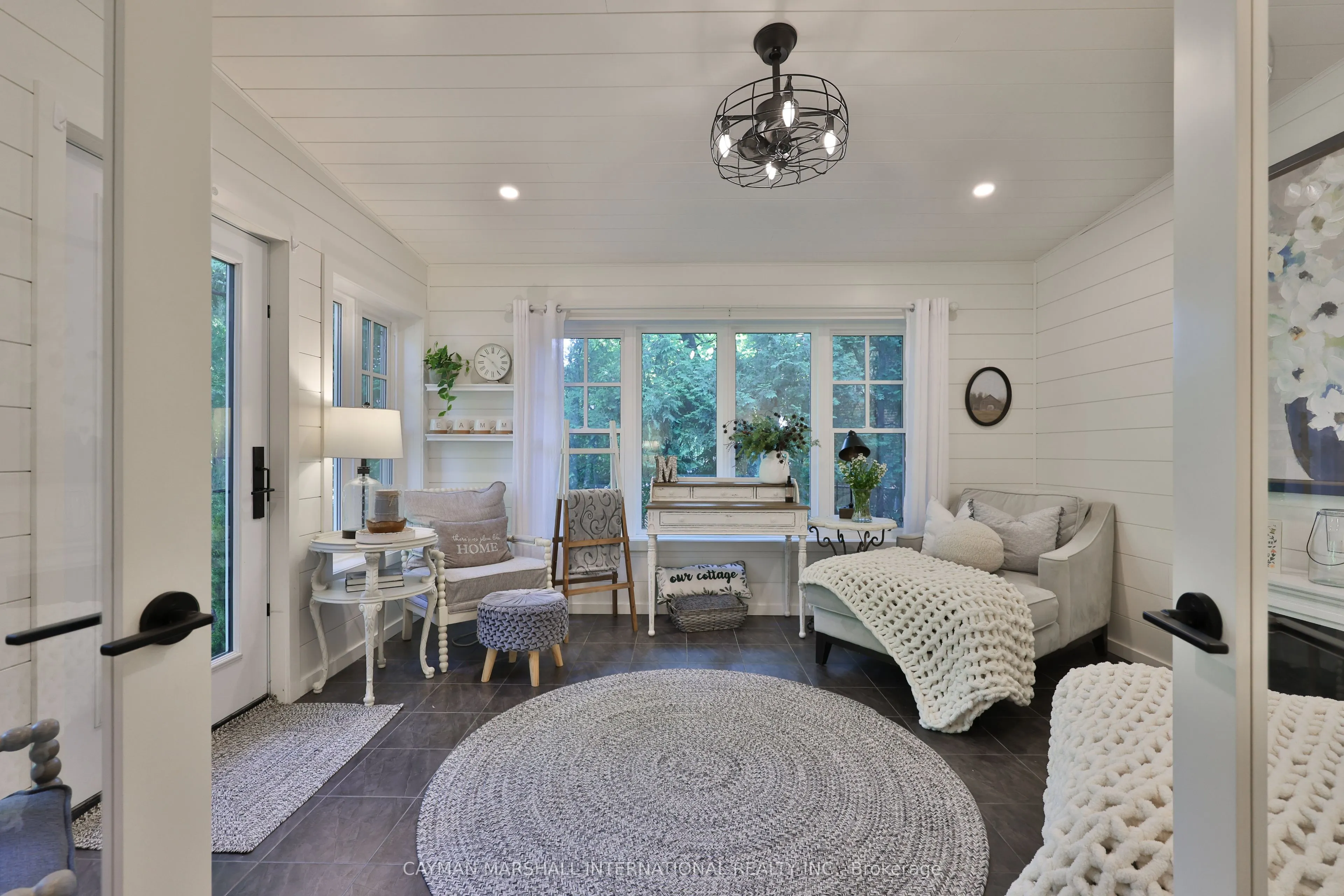 3555 Kingbird Court