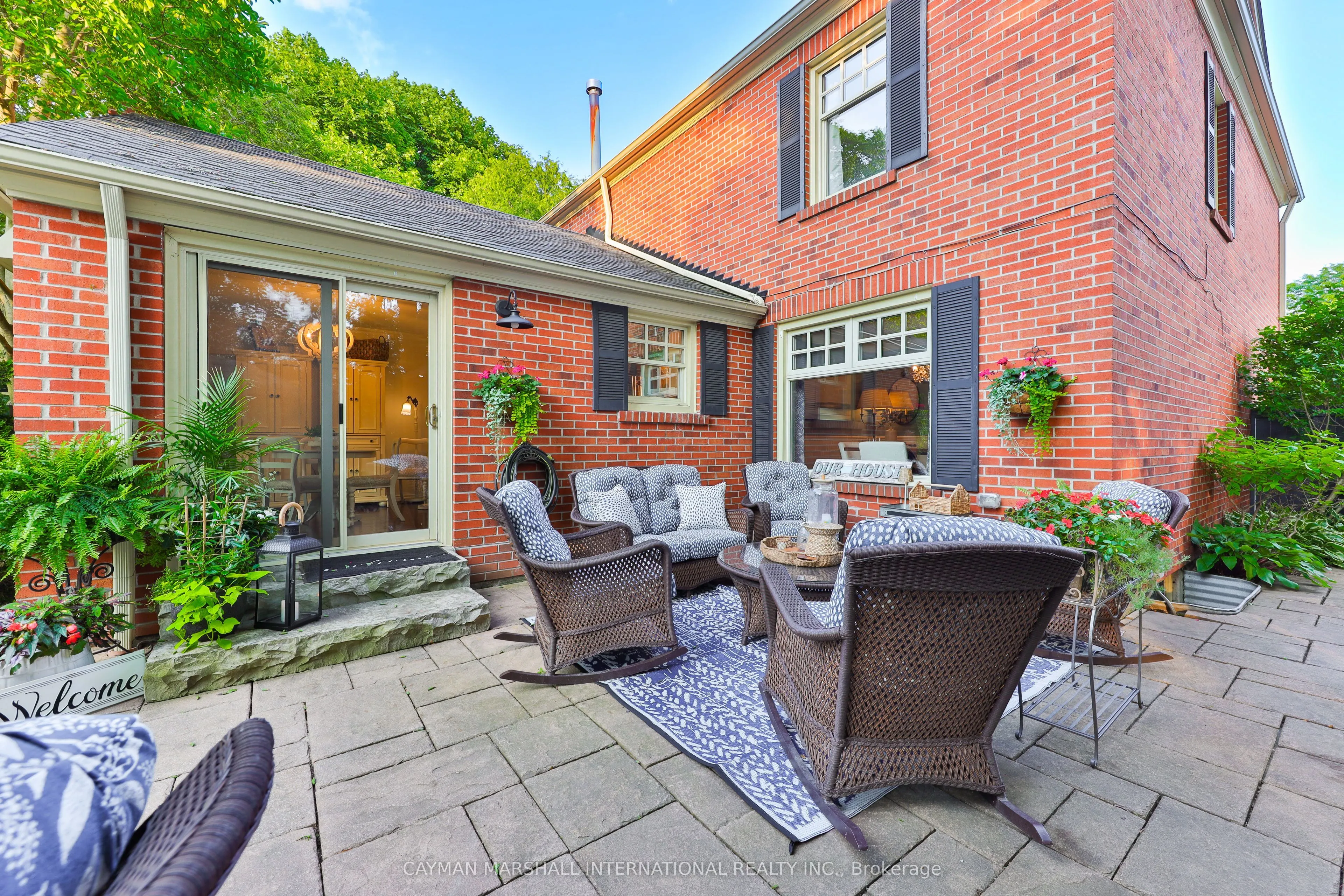 3555 Kingbird Court