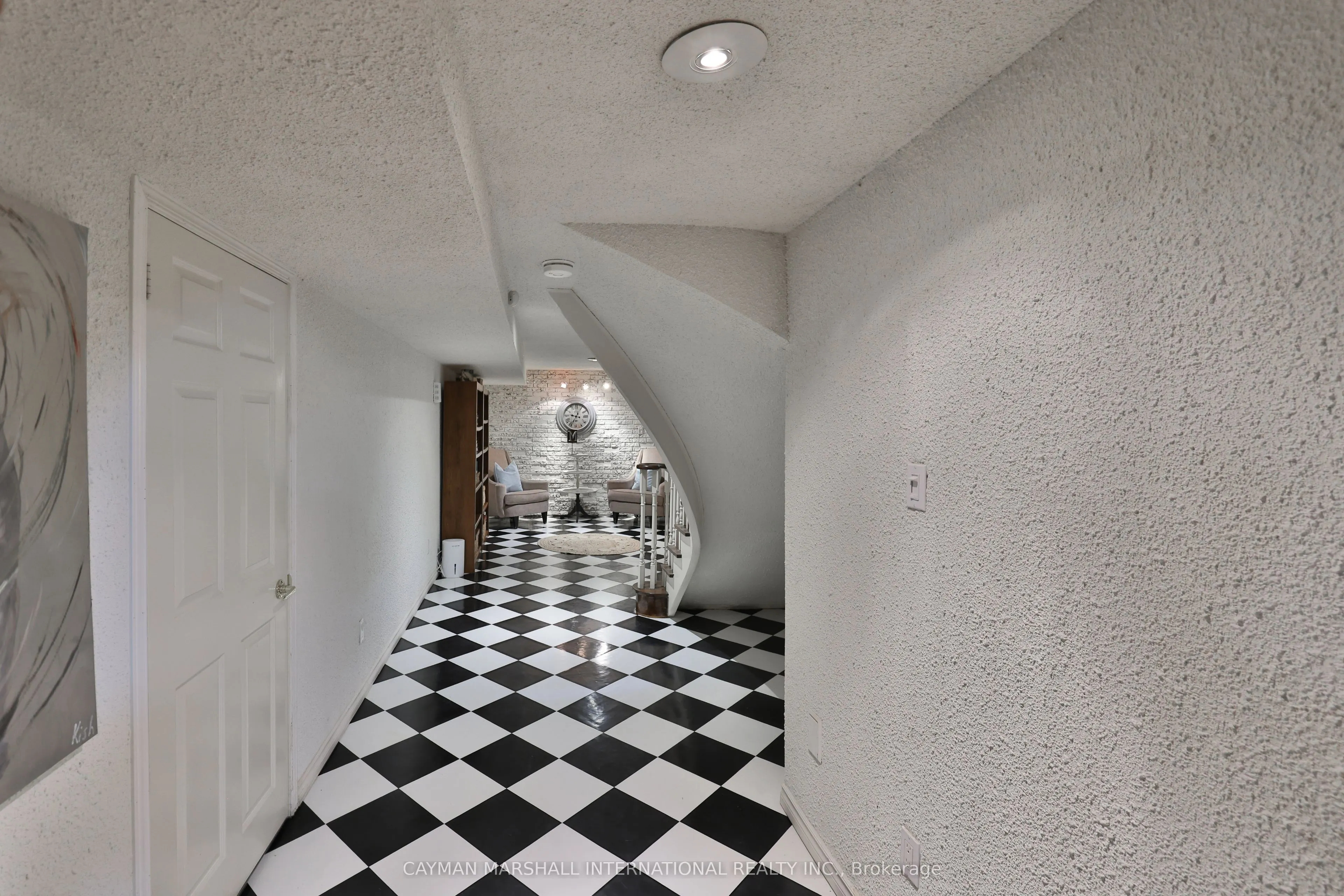 3555 Kingbird Court