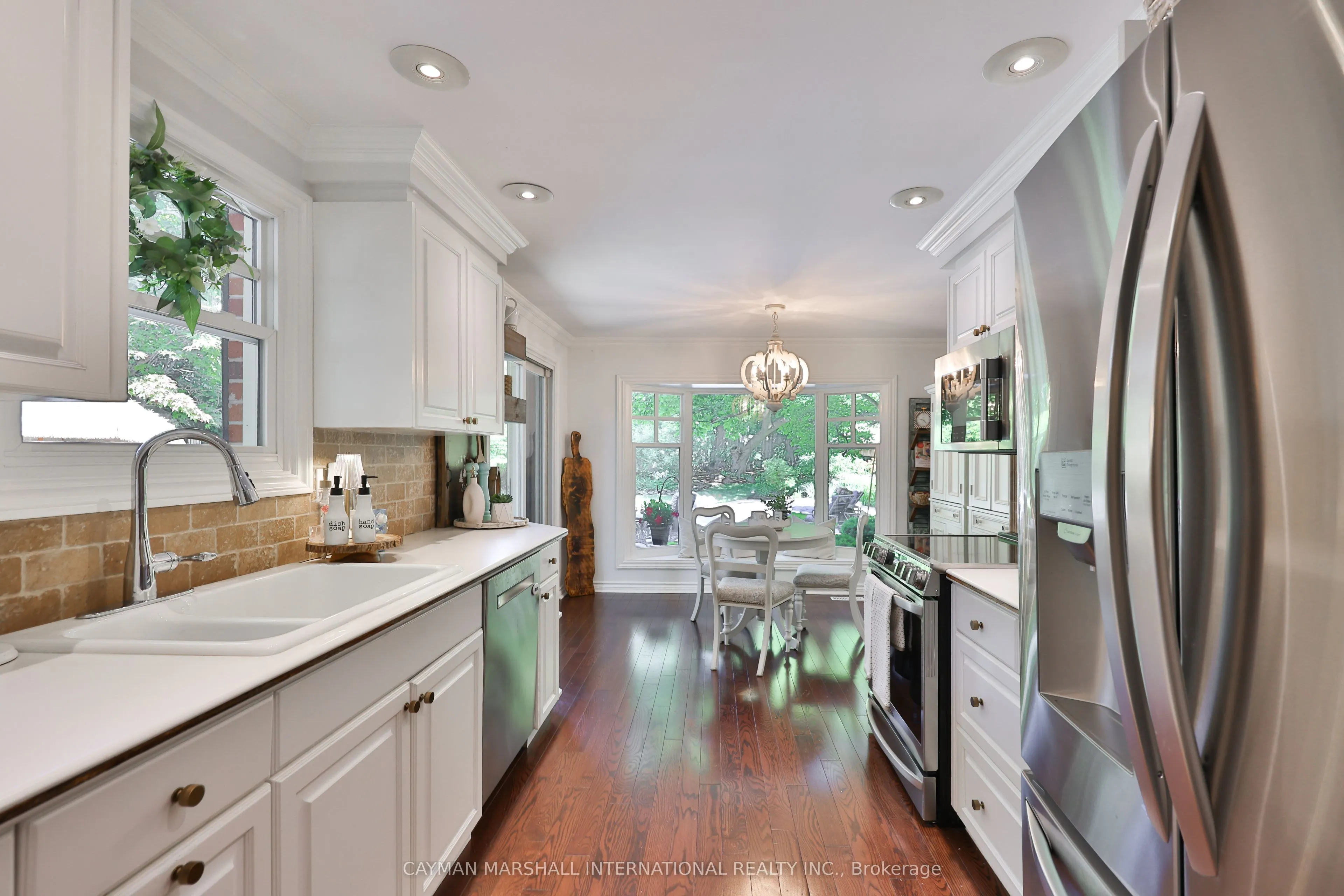 3555 Kingbird Court